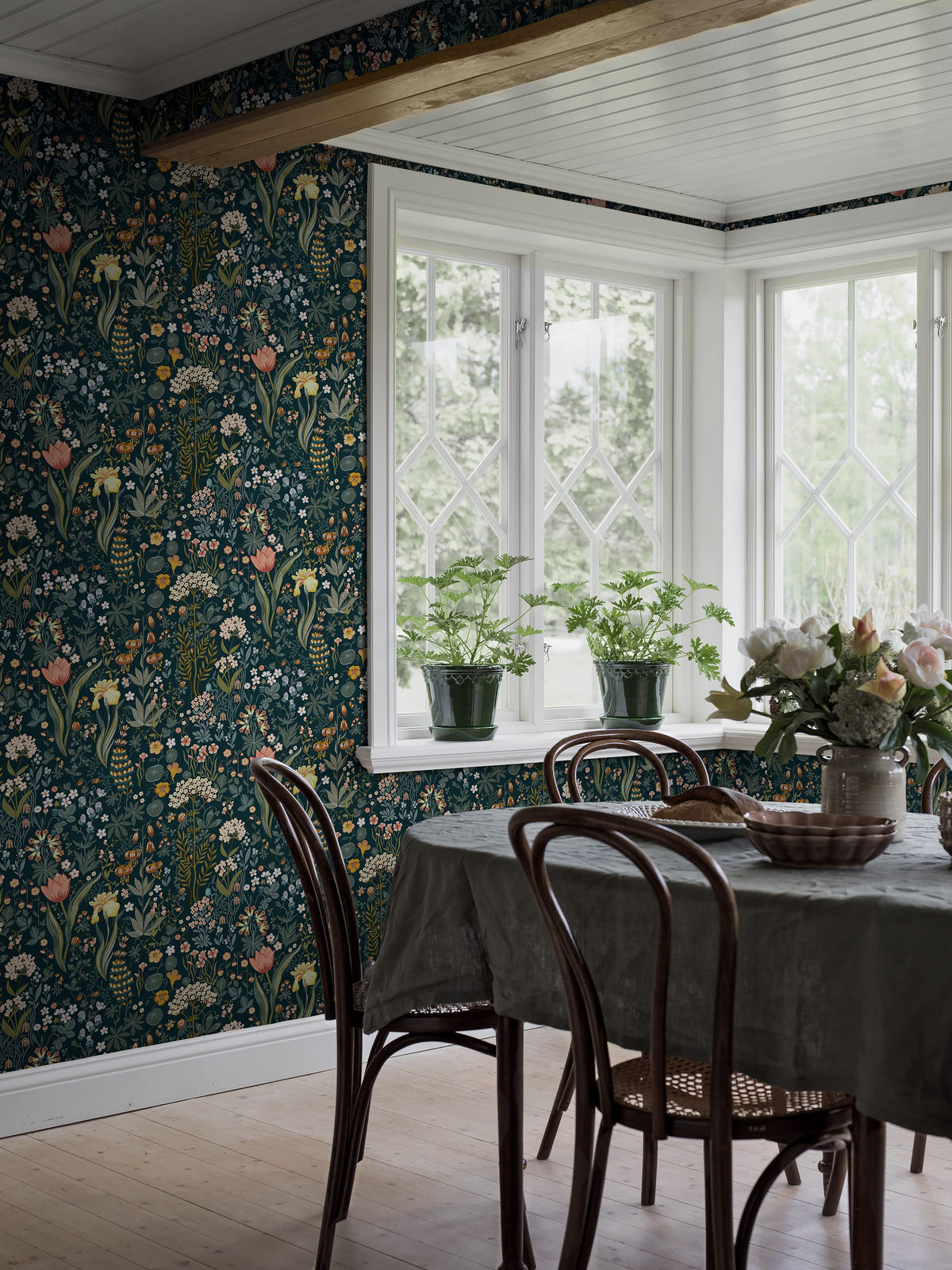 2055_Blomsterhav-2_Roomshot_Diningroom.jpg