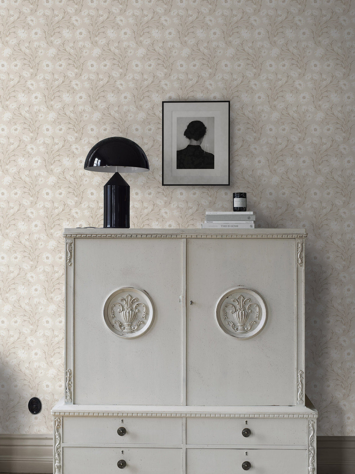 2269_PoppyFlow_Roomshot_Livingroom.jpg