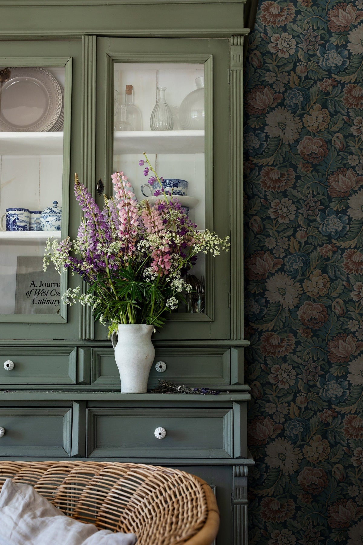 3561_NightingaleGarden-1_Roomshot_DiningArea.jpg