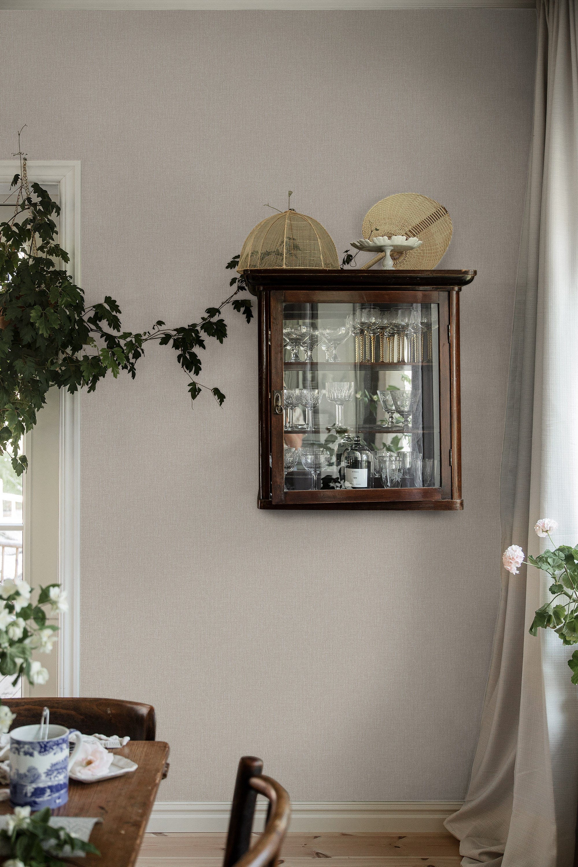 3566_WeaversWall_Roomshot.jpg
