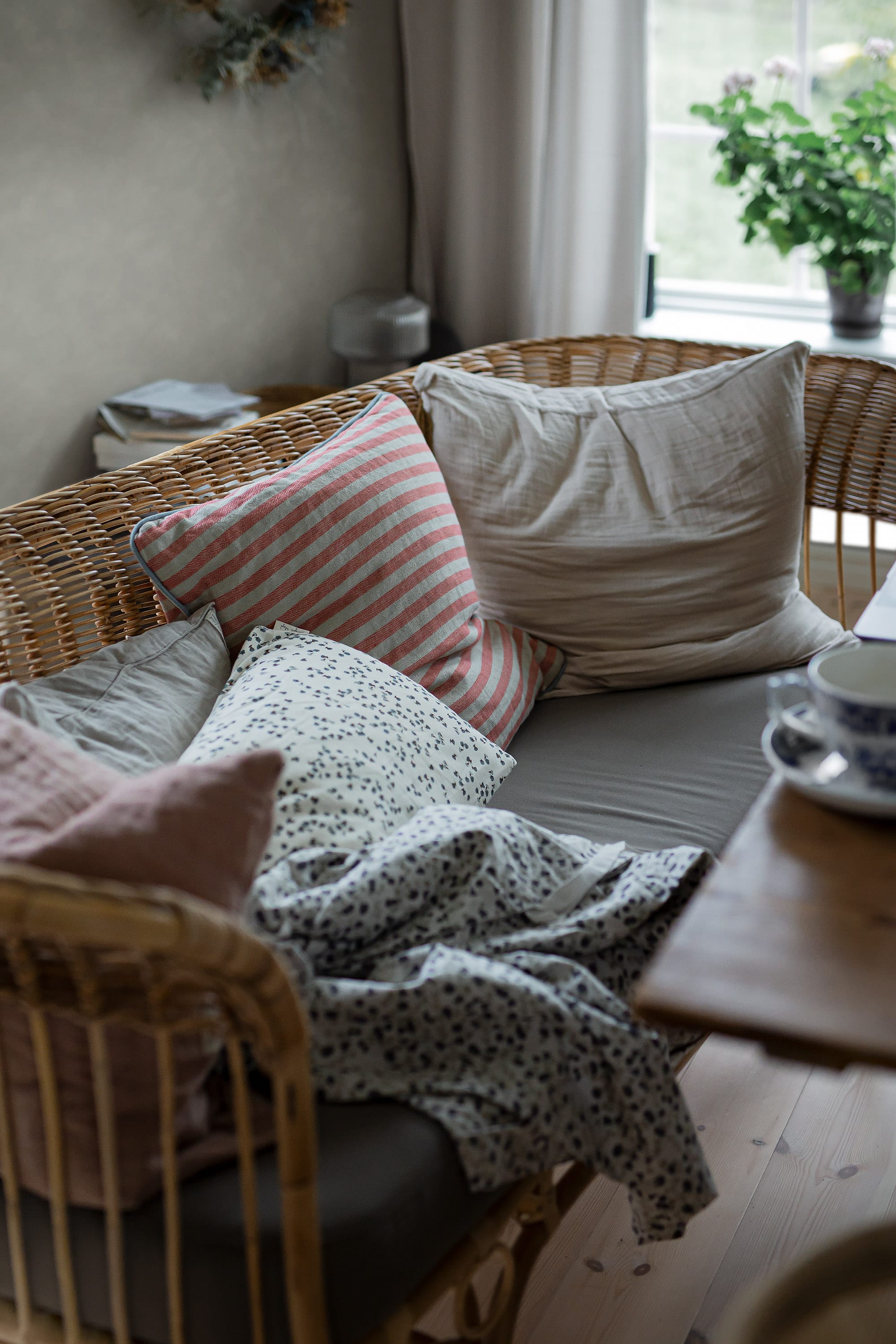 3587_PaintersWall-2_Roomshot_DiningArea.jpg