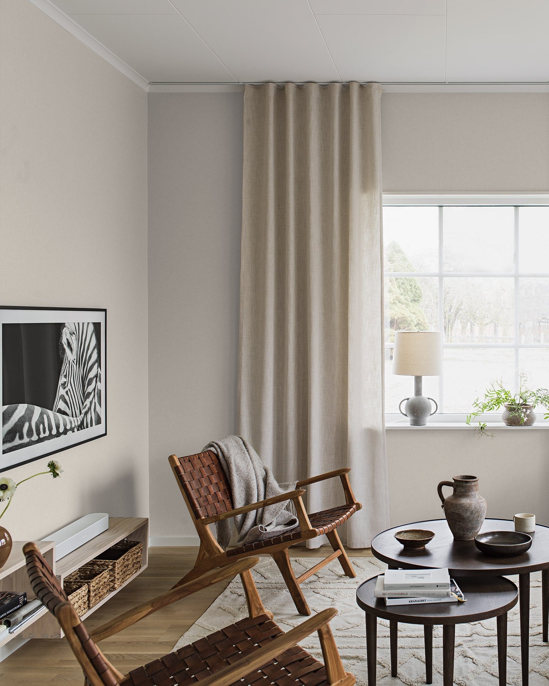 38711_Vega_Roomshot_Livingroom.jpg