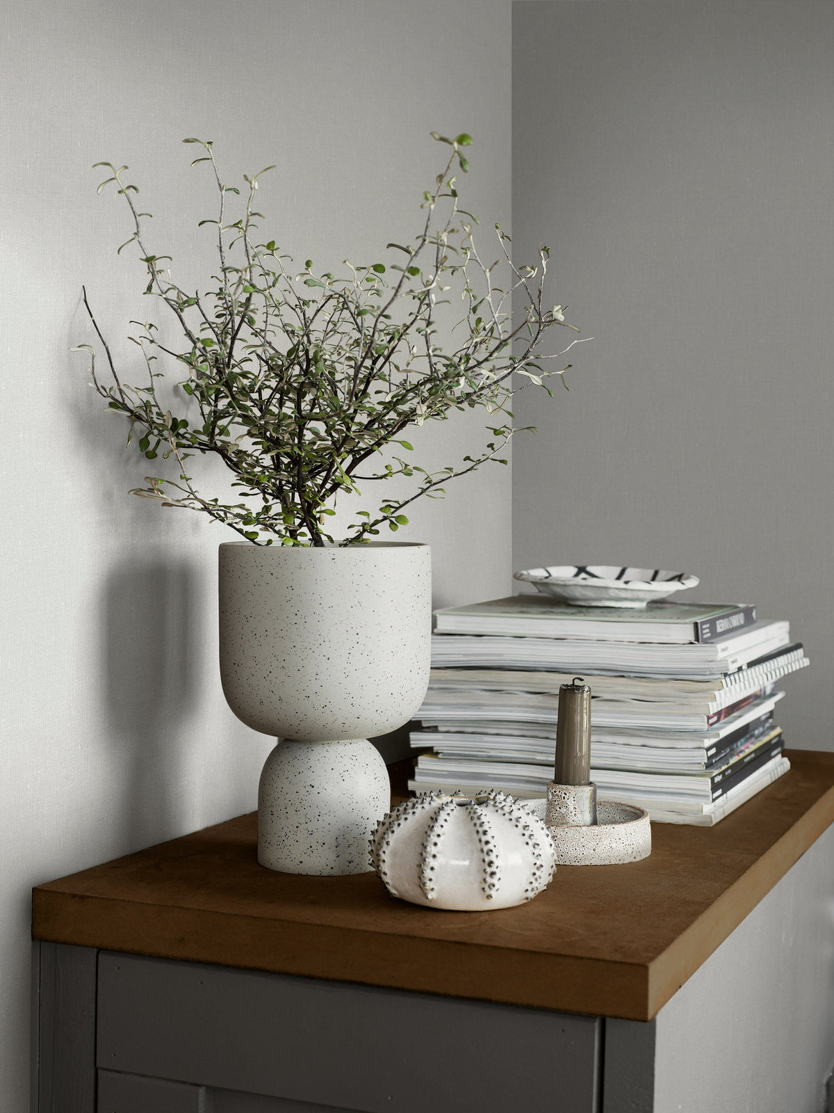 4319_Swedish_Grey-1_Roomshot.jpg