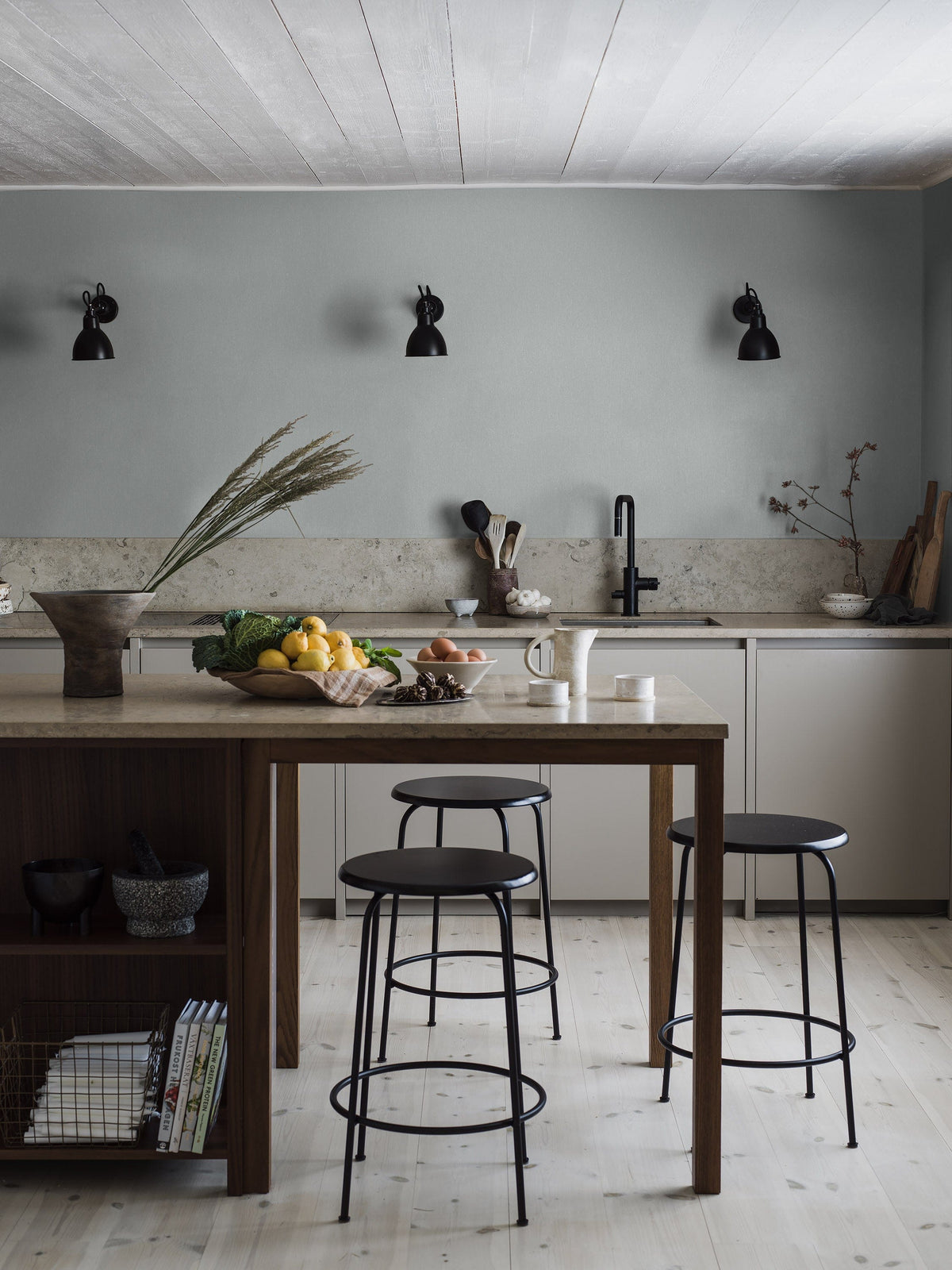 4329_CloudyLinen_Roomshot_DiningArea.jpg
