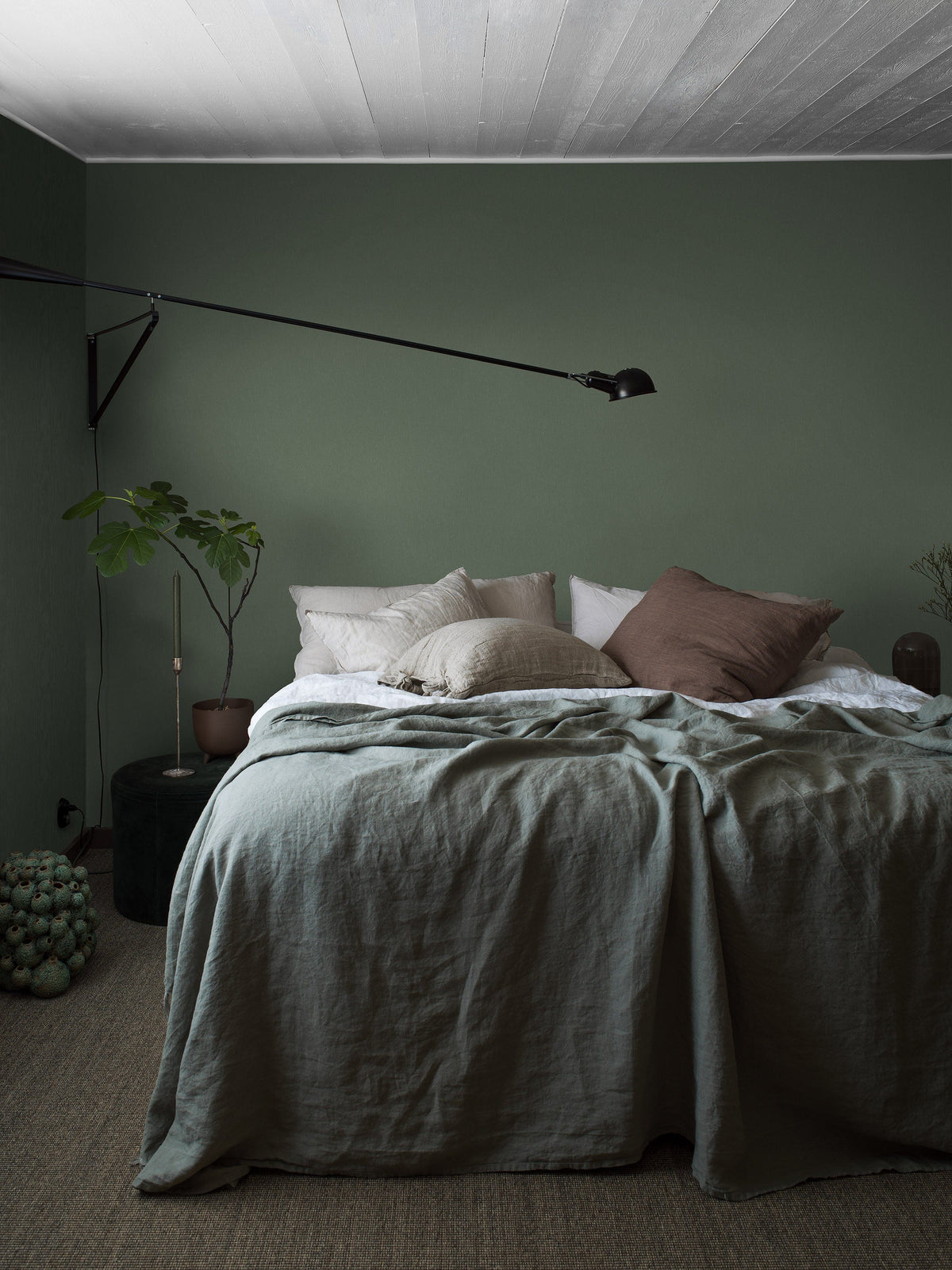 4341_ForestGreen_Roomshot_1.jpg