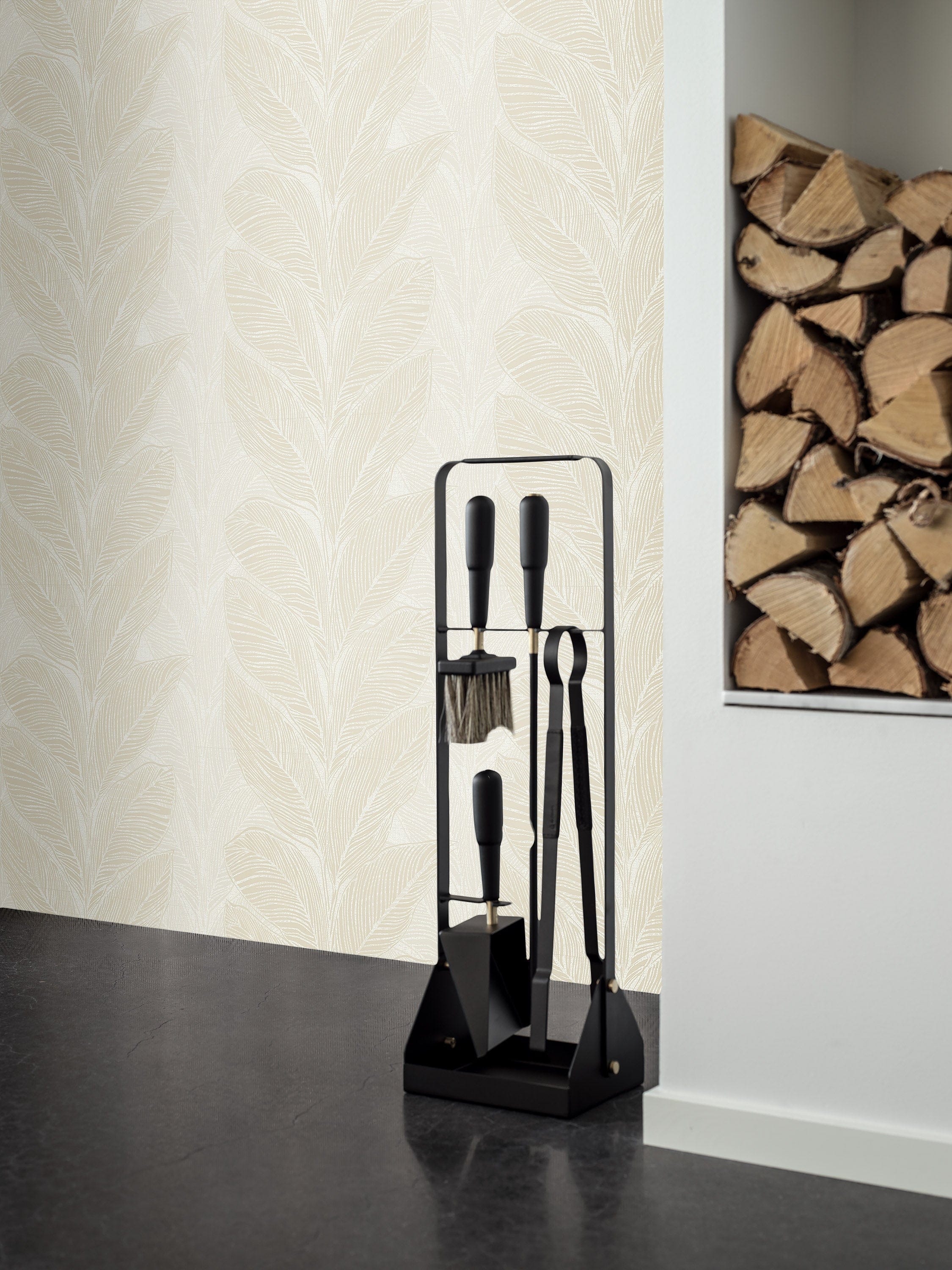 4575_UrbanJungle_Roomshot_DiningArea.jpg