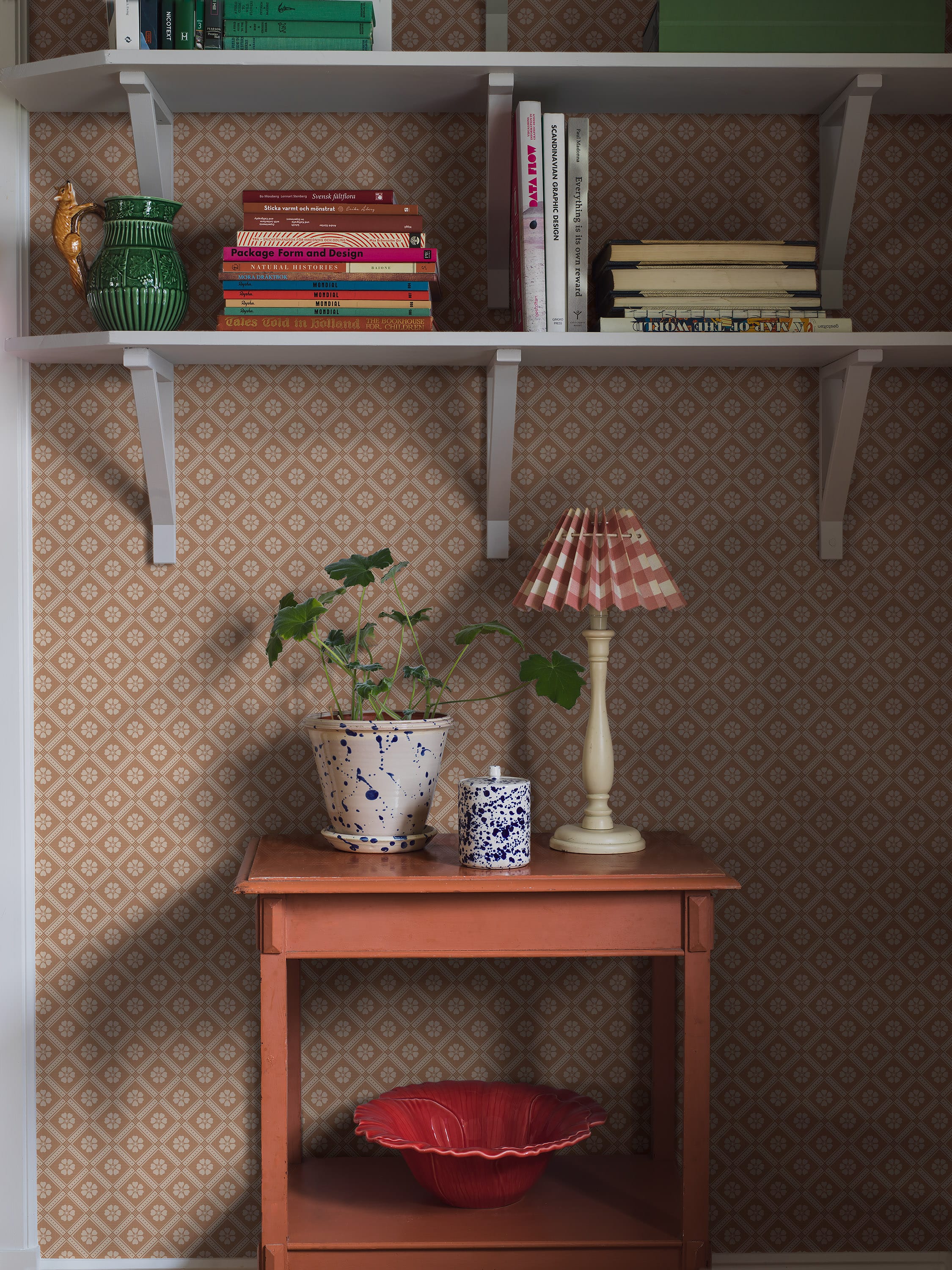 4819_Love-4_Roomshot_Diningarea.jpg