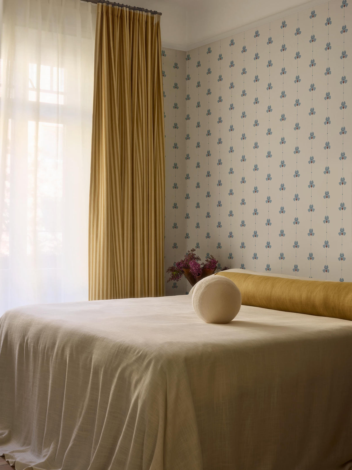 5684_Gotain_SweetPeaDoveBlue_Roomshot_2.jpg