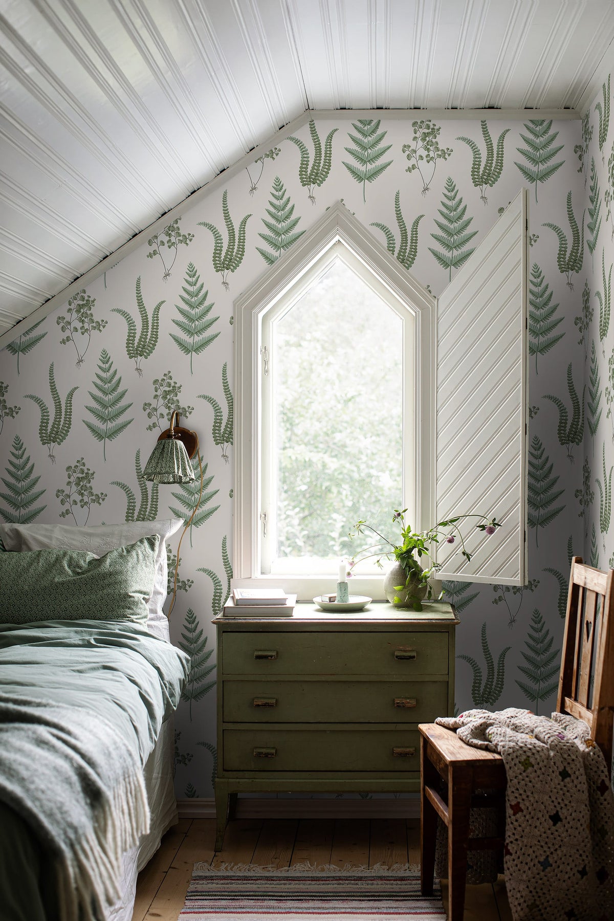 7657_Herba_Roomshot_Bedroom.jpg