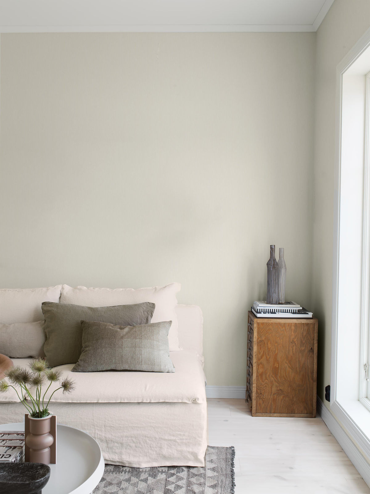 7862_PolkaStripe_Livingroom_Roomshot.jpg