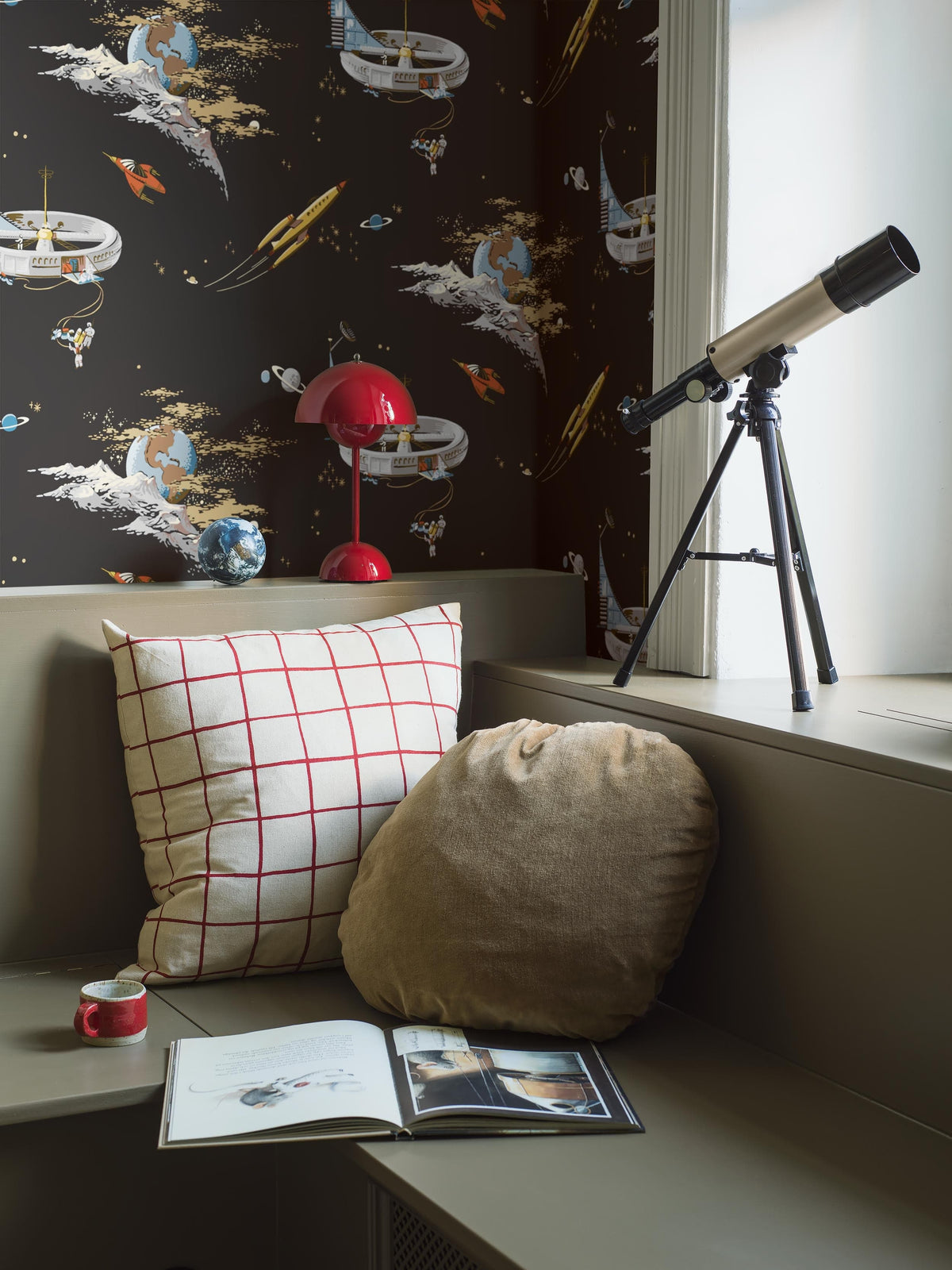 8155_SpaceAdventure_Roomshot_4.jpg