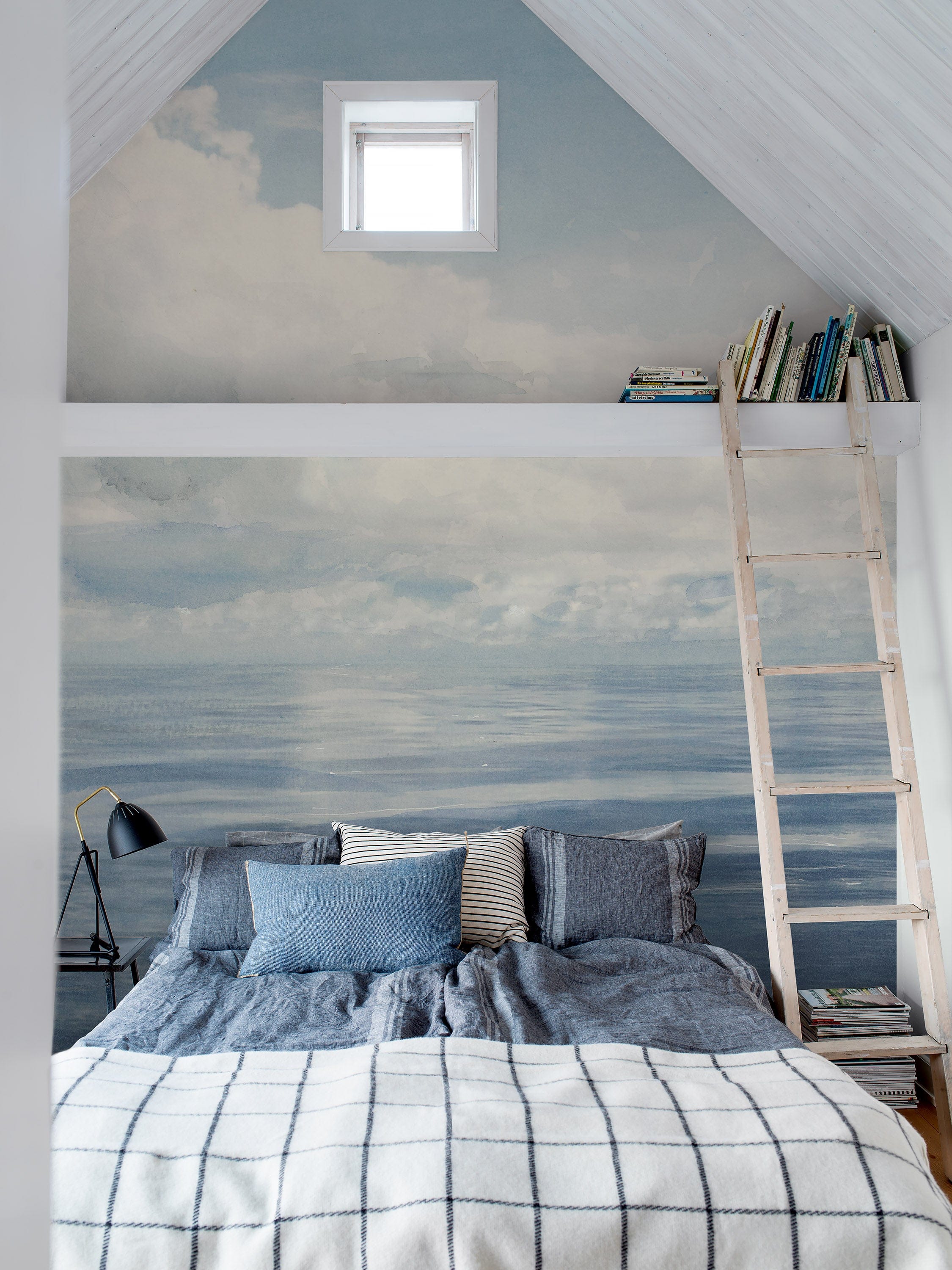 8886_Horizon_Roomshot_Bedroom.jpg