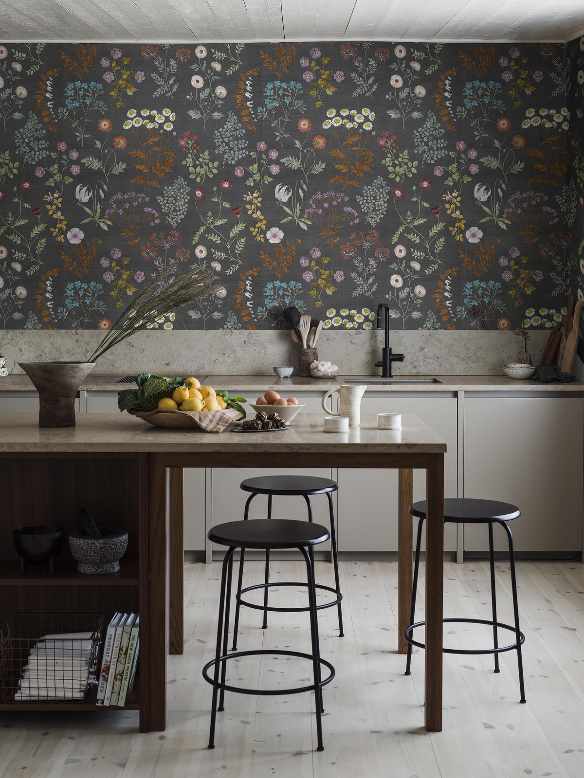 9409W_Botanica_Kitchen_Roomshot.jpg