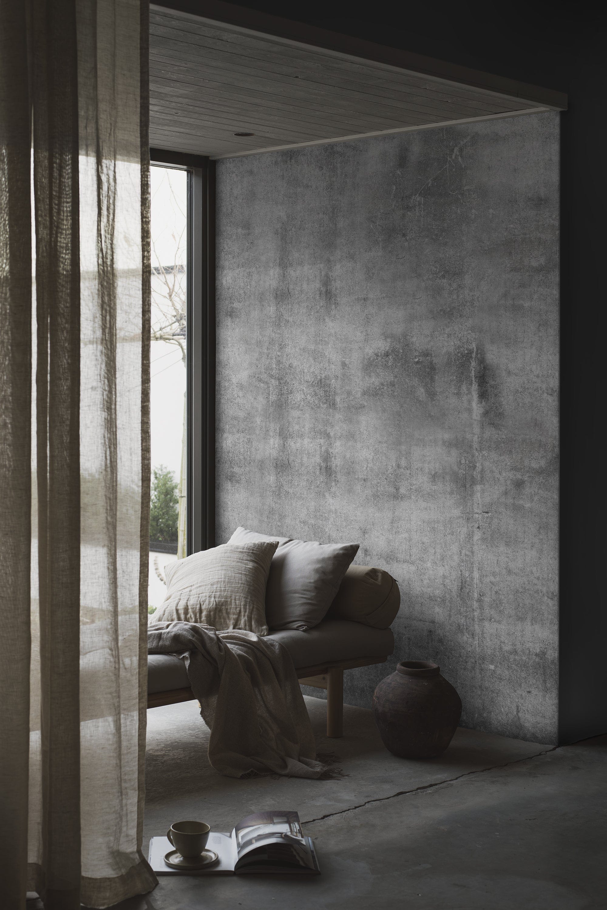 9415w_ConcreteWall-1_Roomshot.jpg