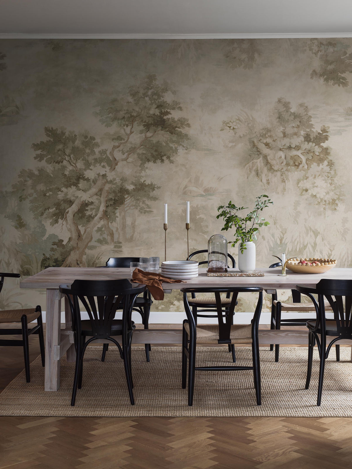9477W_ArchiveLandscape_Diningarea_Roomshot.jpg