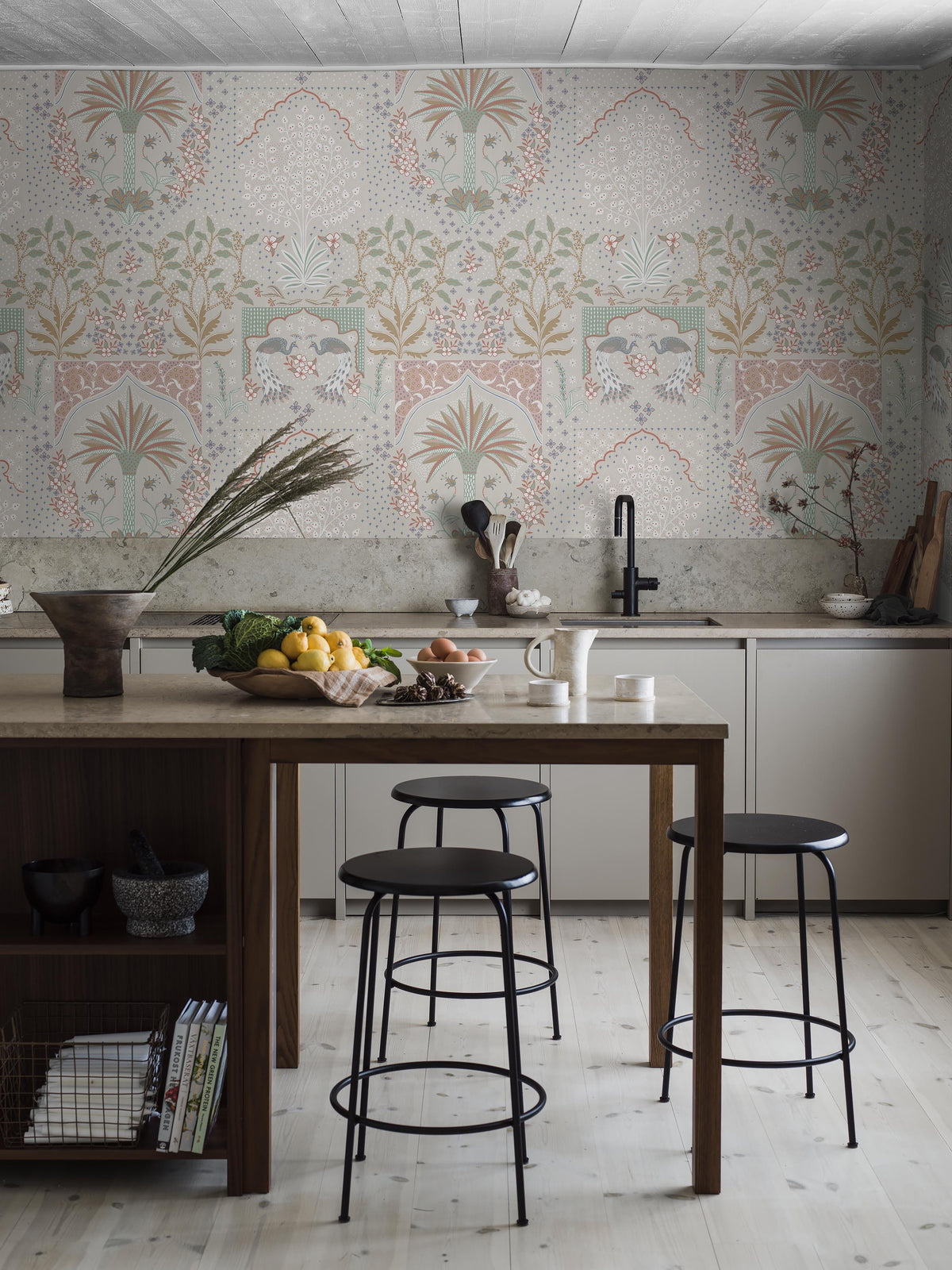 9579W_Peacock_Kitchen_Roomshot.jpg
