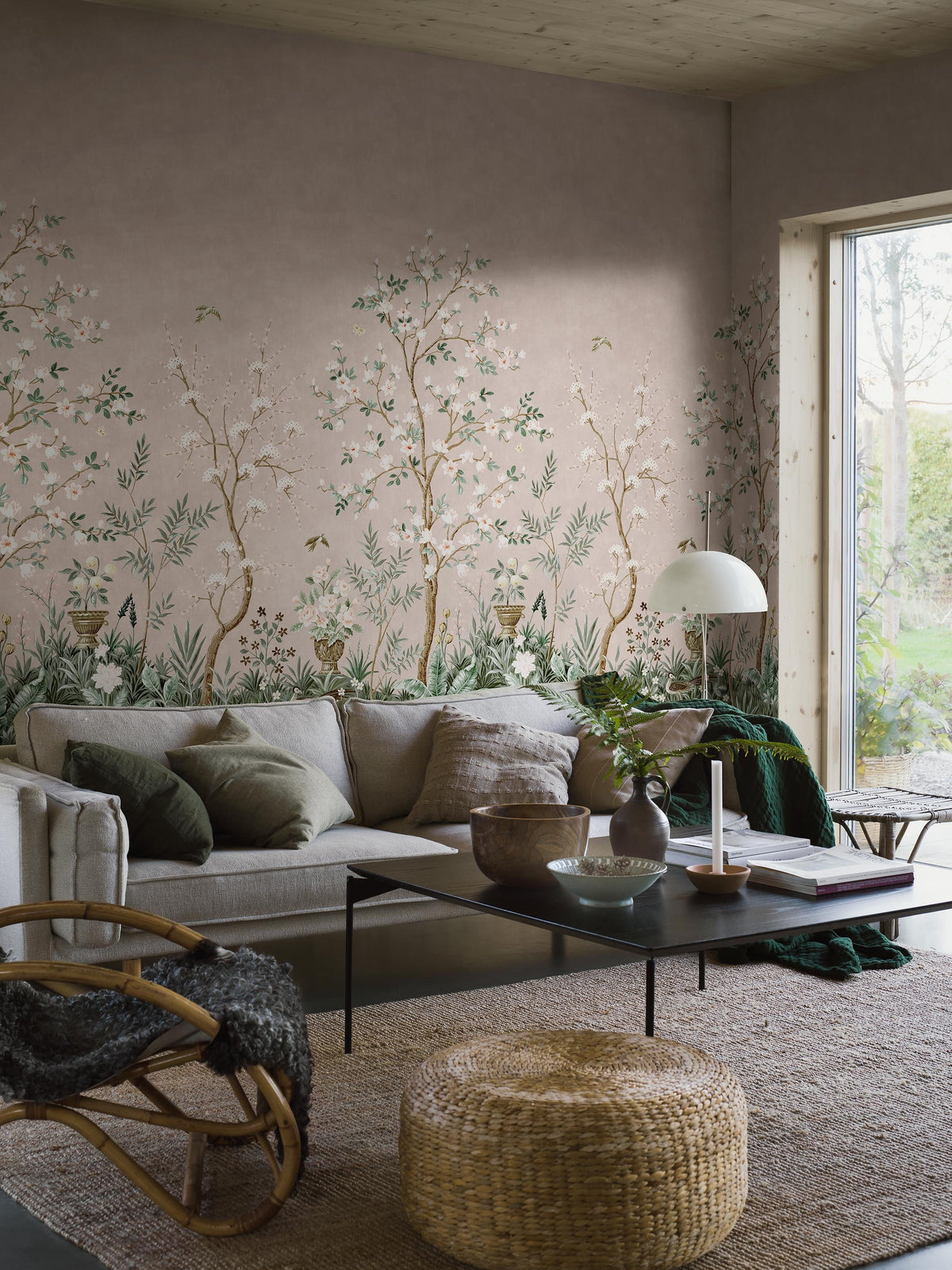 9587W_MagnoliaGarden_Livingroom_Roomshot.jpg