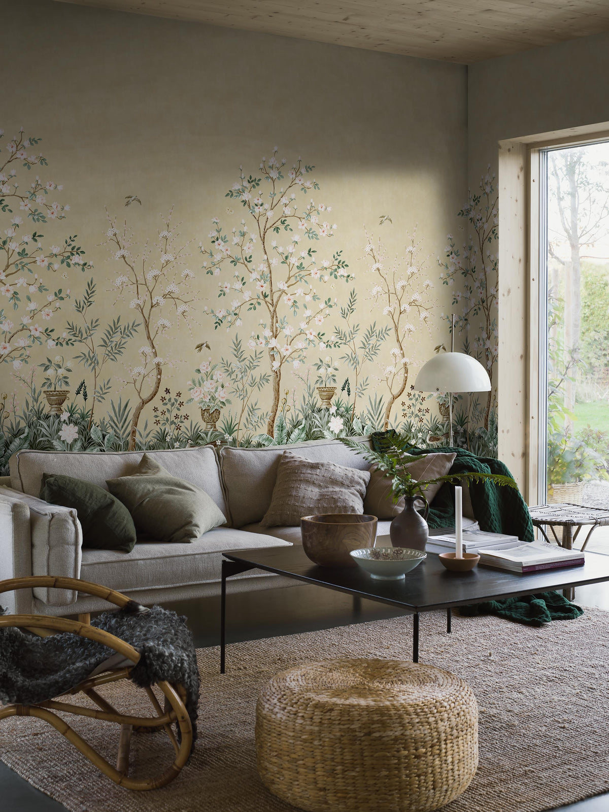 9588W_MagnoliaGarden_Livingroom_Roomshot.jpg
