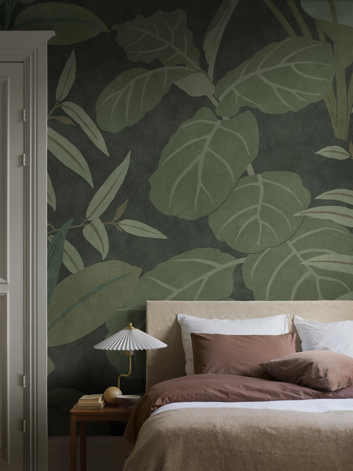 9627W_GrandLeaves_Bedroom_Roomshot_1.jpg