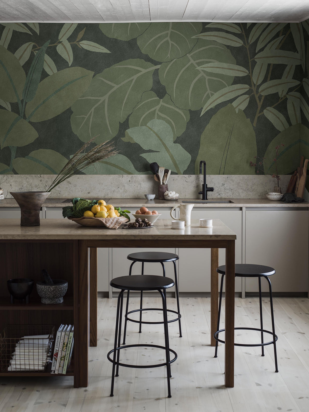 9627W_GrandLeaves_Kitchen_Roomshot_1.jpg