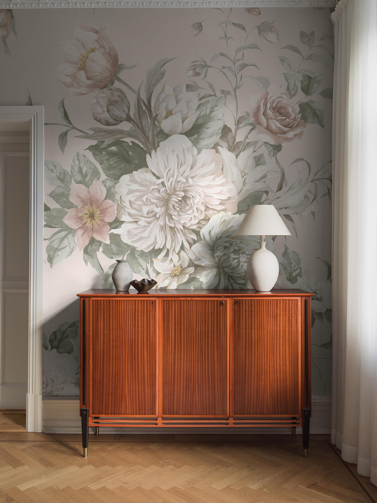 Floral Charm Grand