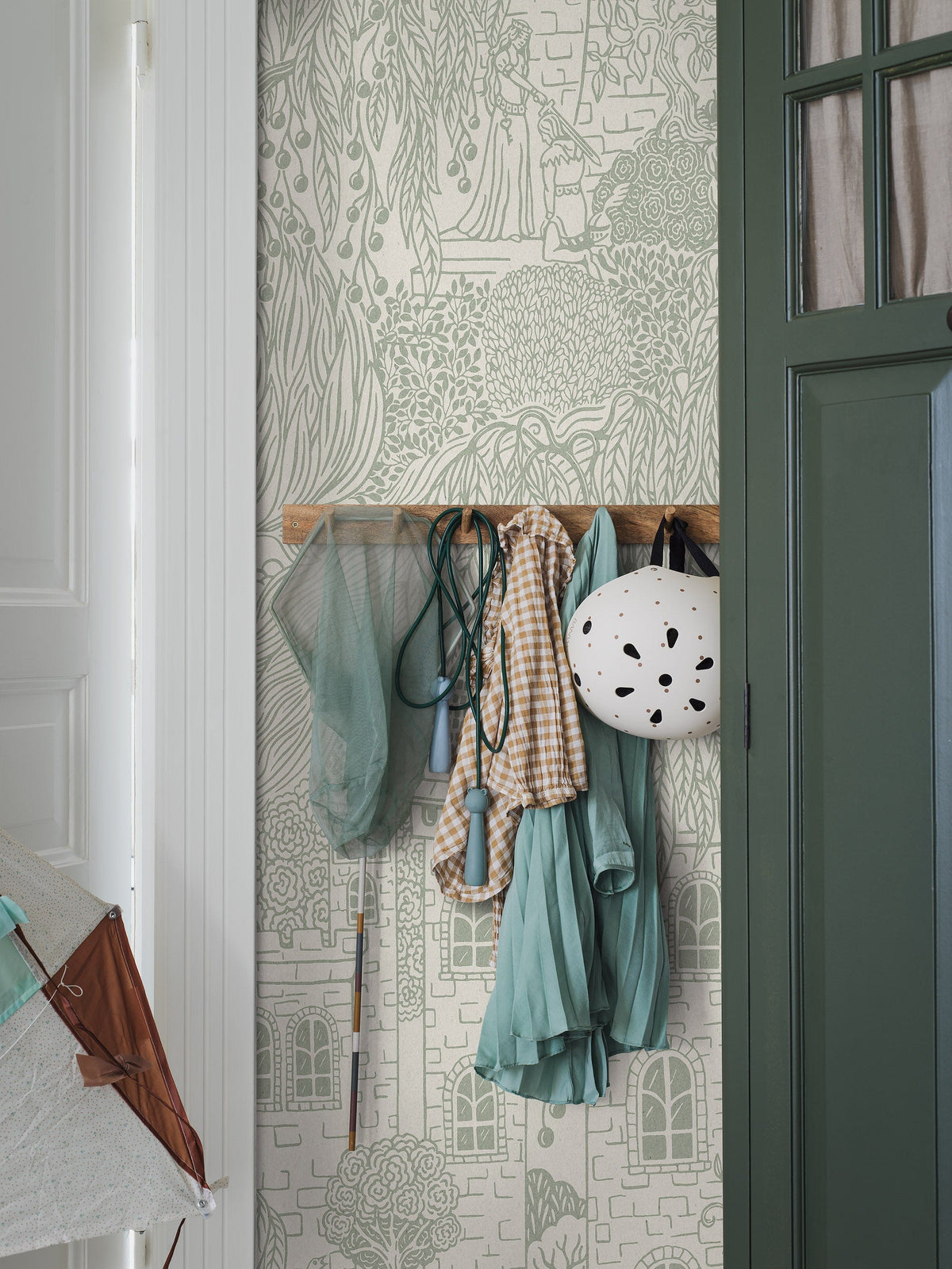 9760W_KingdomOfTheWeepingWillowGrand_Roomshot_2.jpg