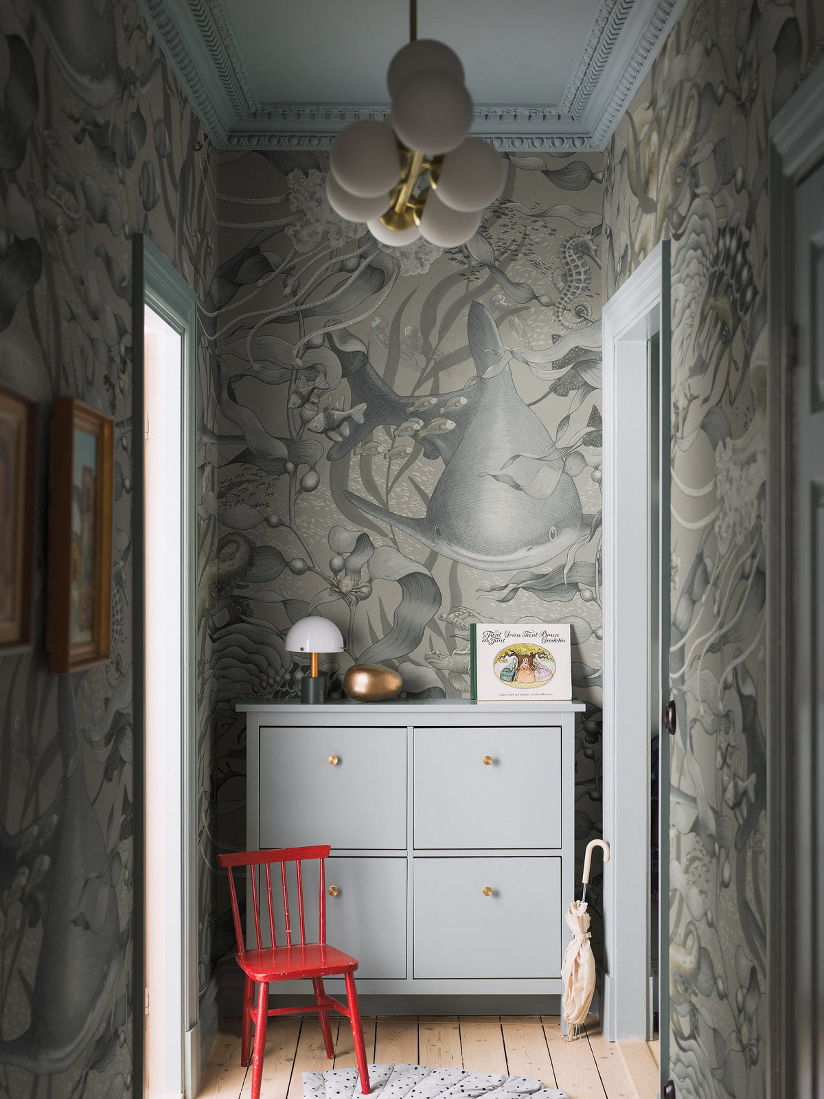 9768W_UnderwaterMagic_Roomshot_1.jpg