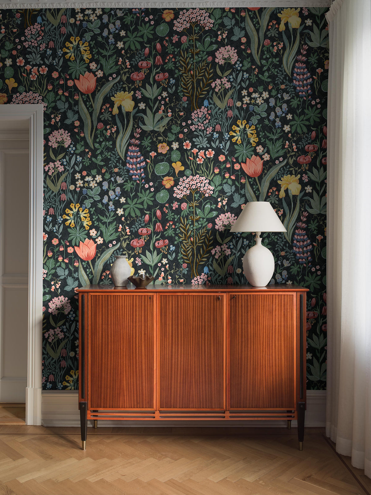 9782W_BlomsterhavGrand_Livingroom_Roomshot.jpg