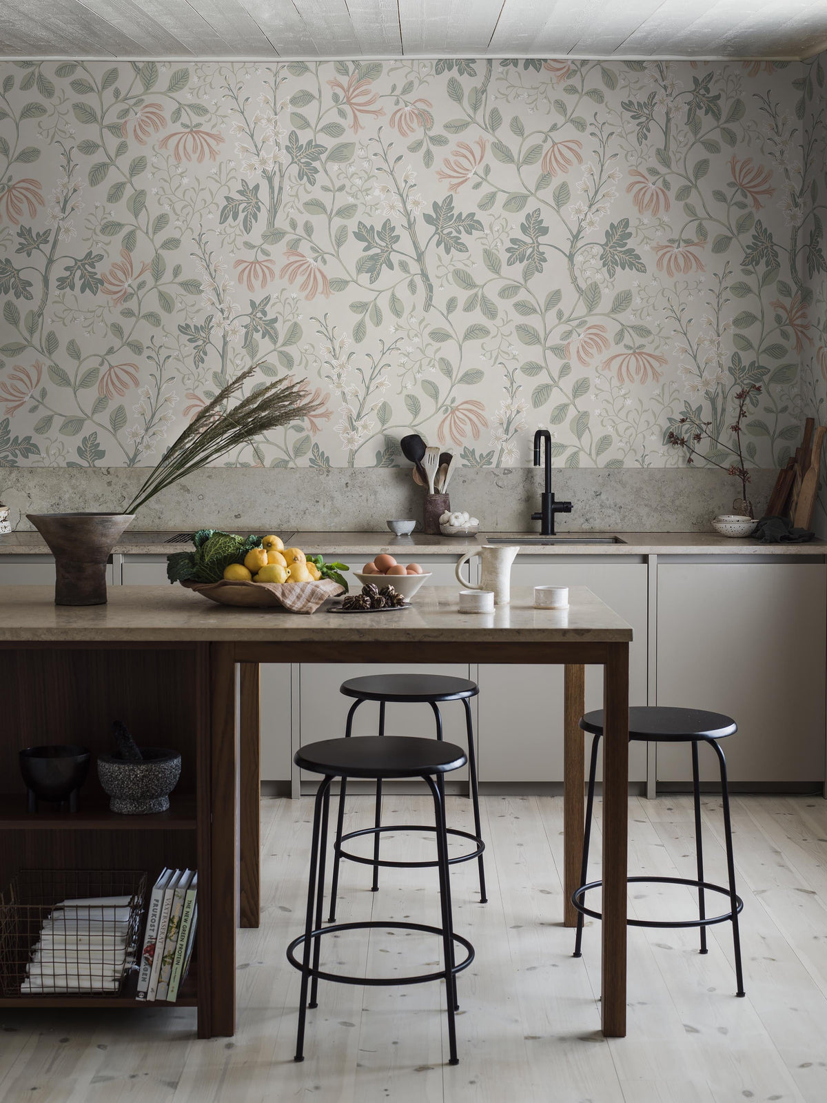 9787W_TrädgårdsfröjdGrand_Kitchen_Roomshot_1.jpg