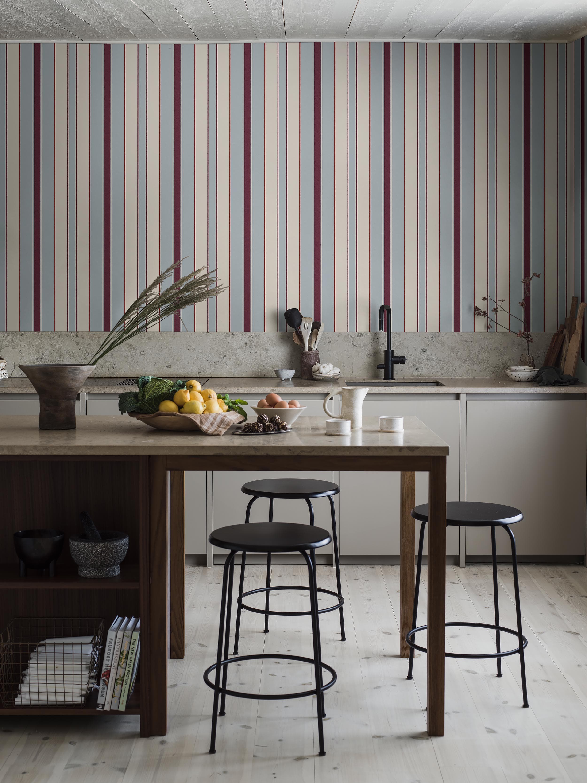 9793W_StockholmStripe_Kitchen_Roomshot_6.jpg