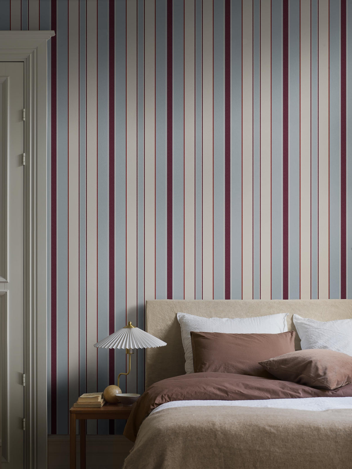 9793W_StockholmStripe_Bedroom_Roomshot_6.jpg