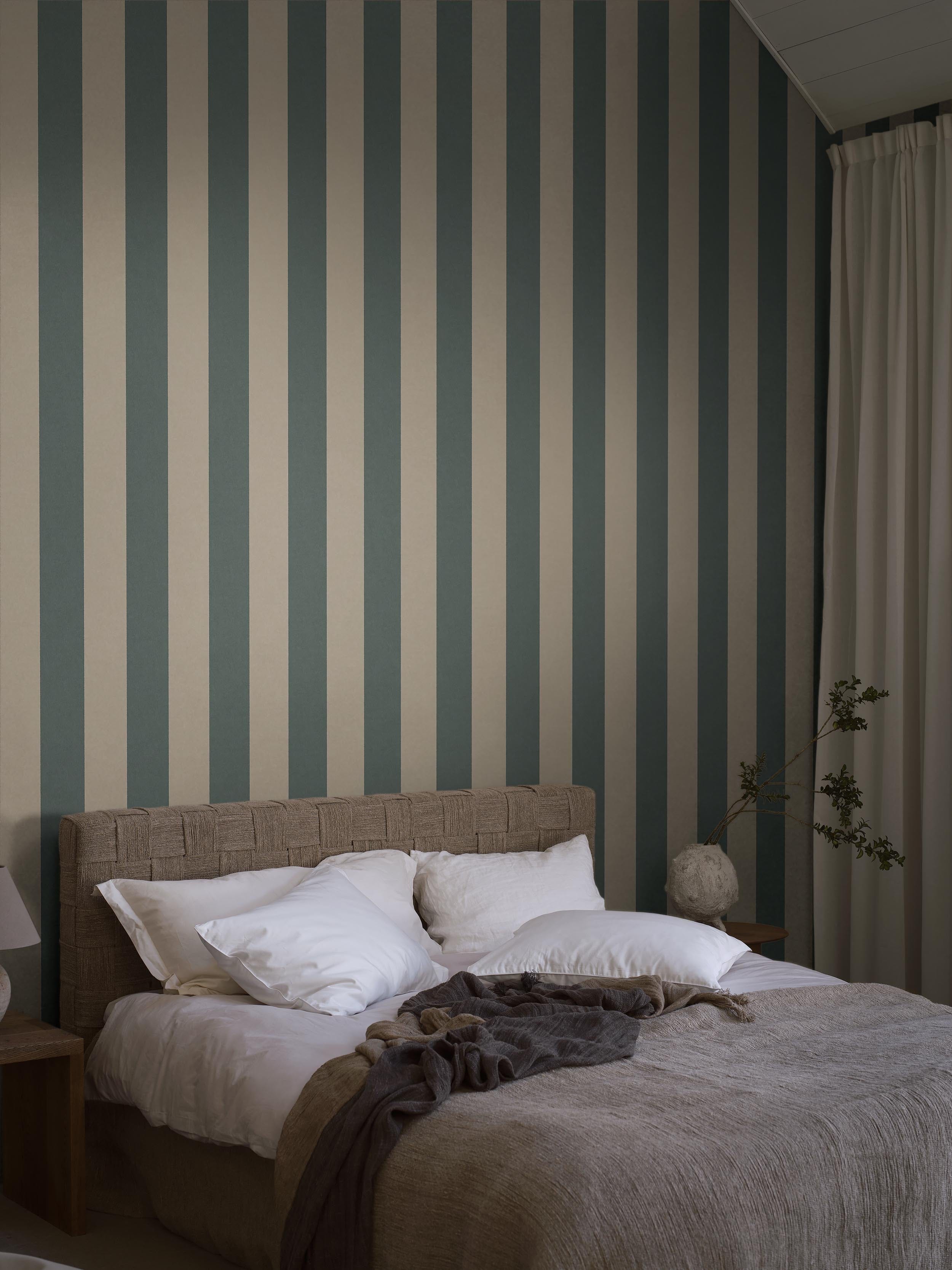 9800W_BaÌŠstadStripe_Bedroom_Roomshot_6.jpg