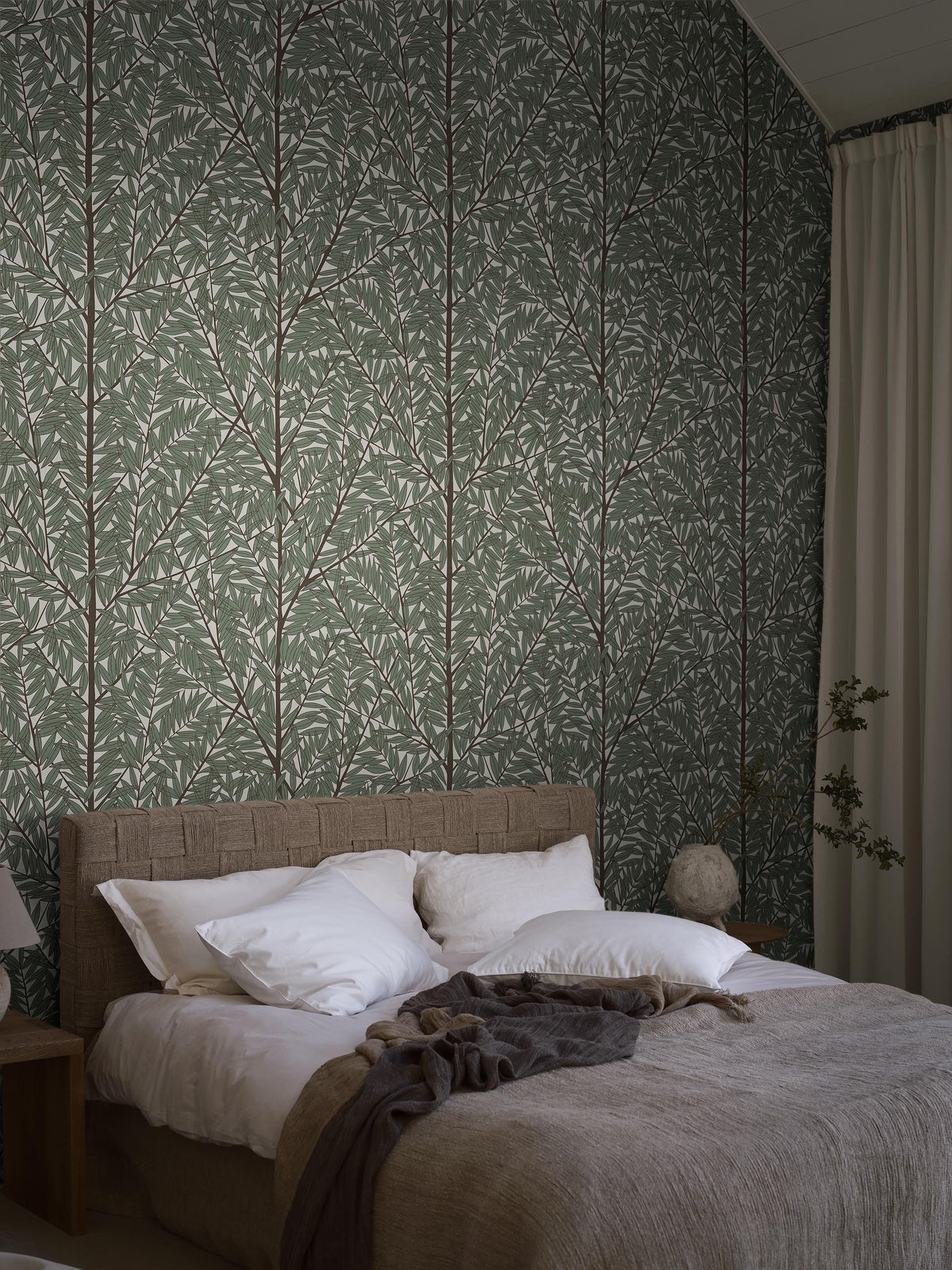9813W_Korgpil_Roomshot_7.jpg