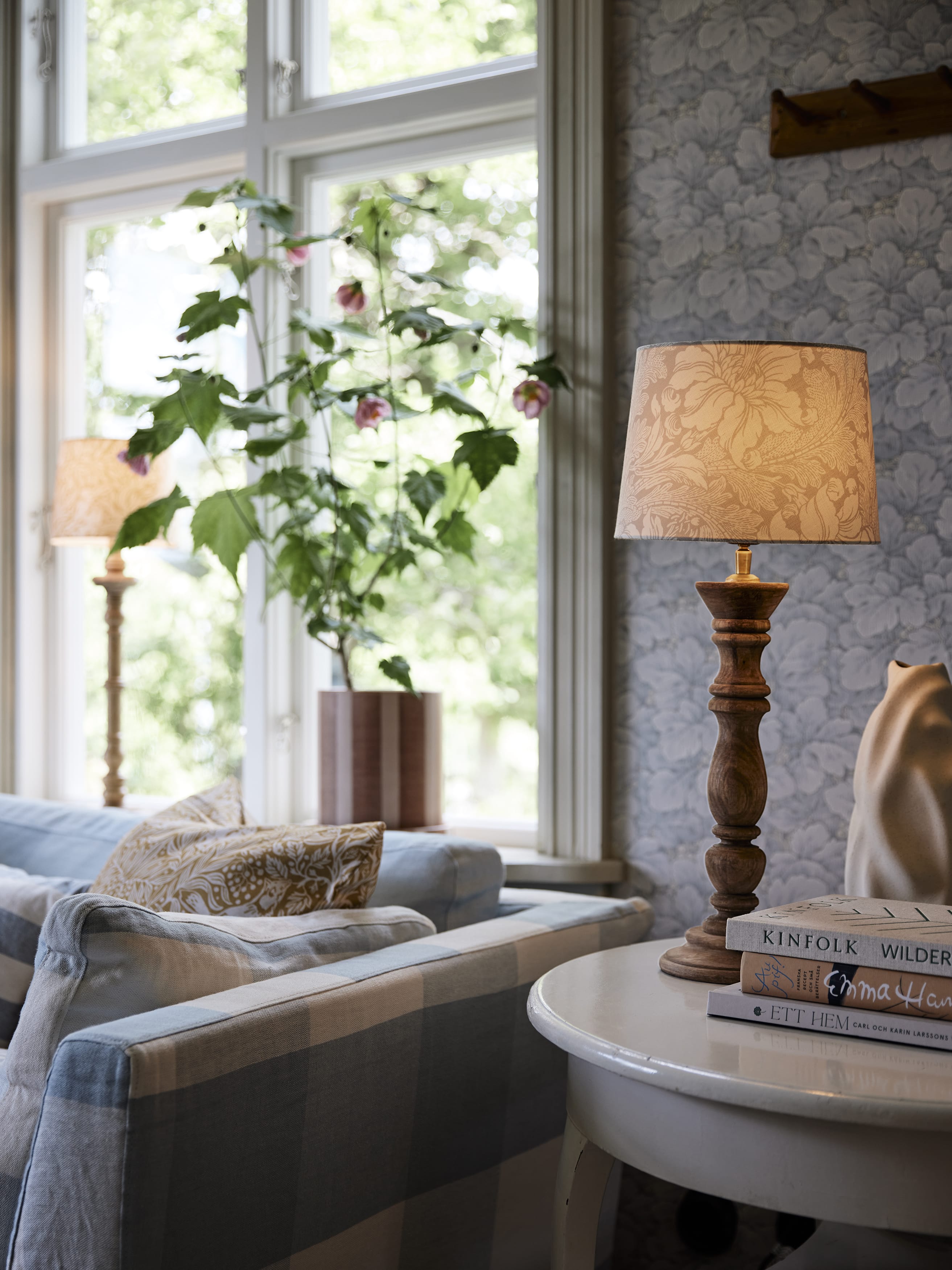 C1220111_Acanthuslampskarm25cm_Roomshot_2.jpg