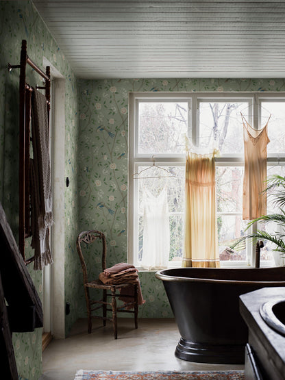 1903_ParadiseBirds_Roomshot_3.jpg