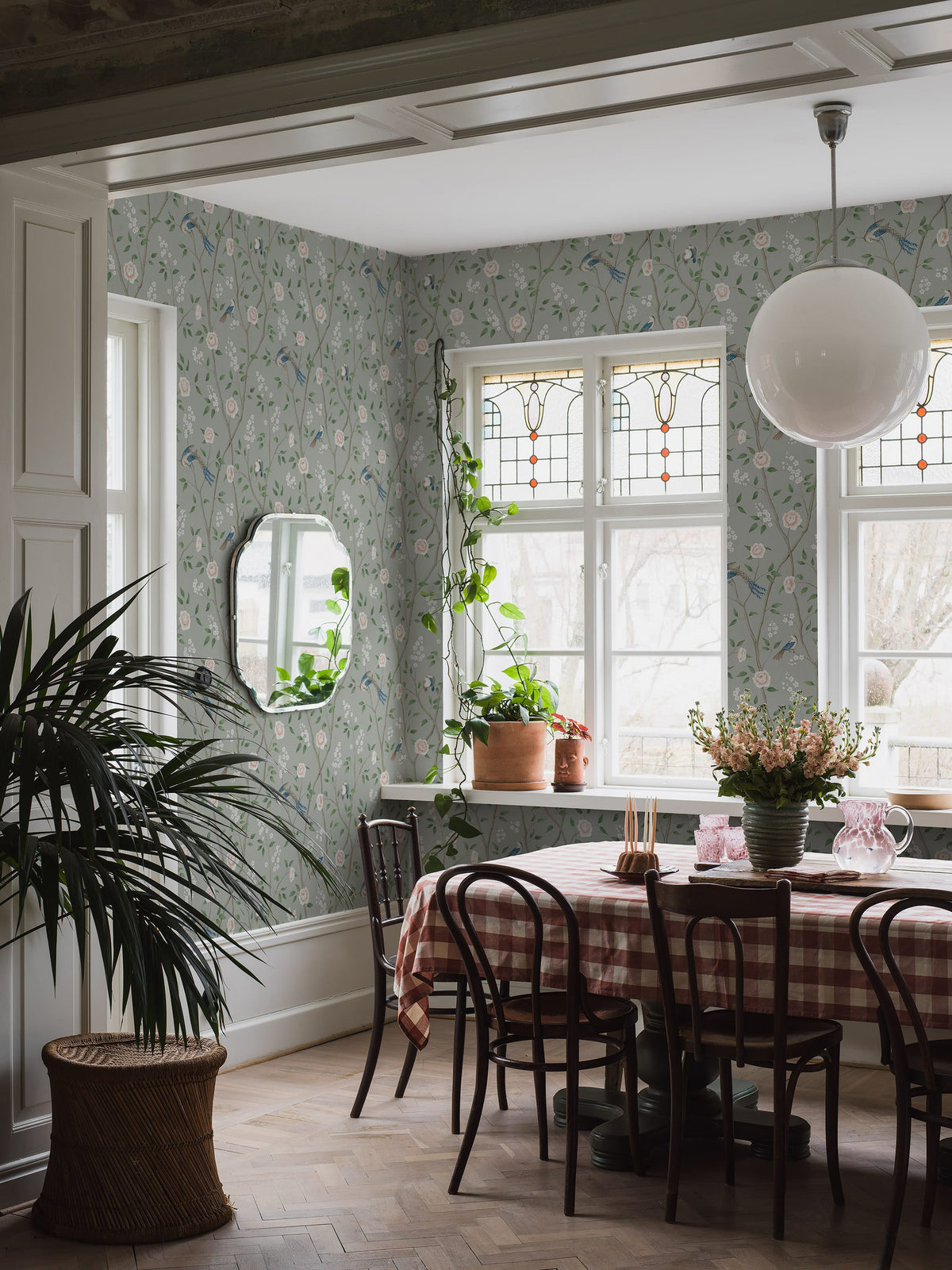 1903_ParadiseBirds_Roomshot_1.jpg