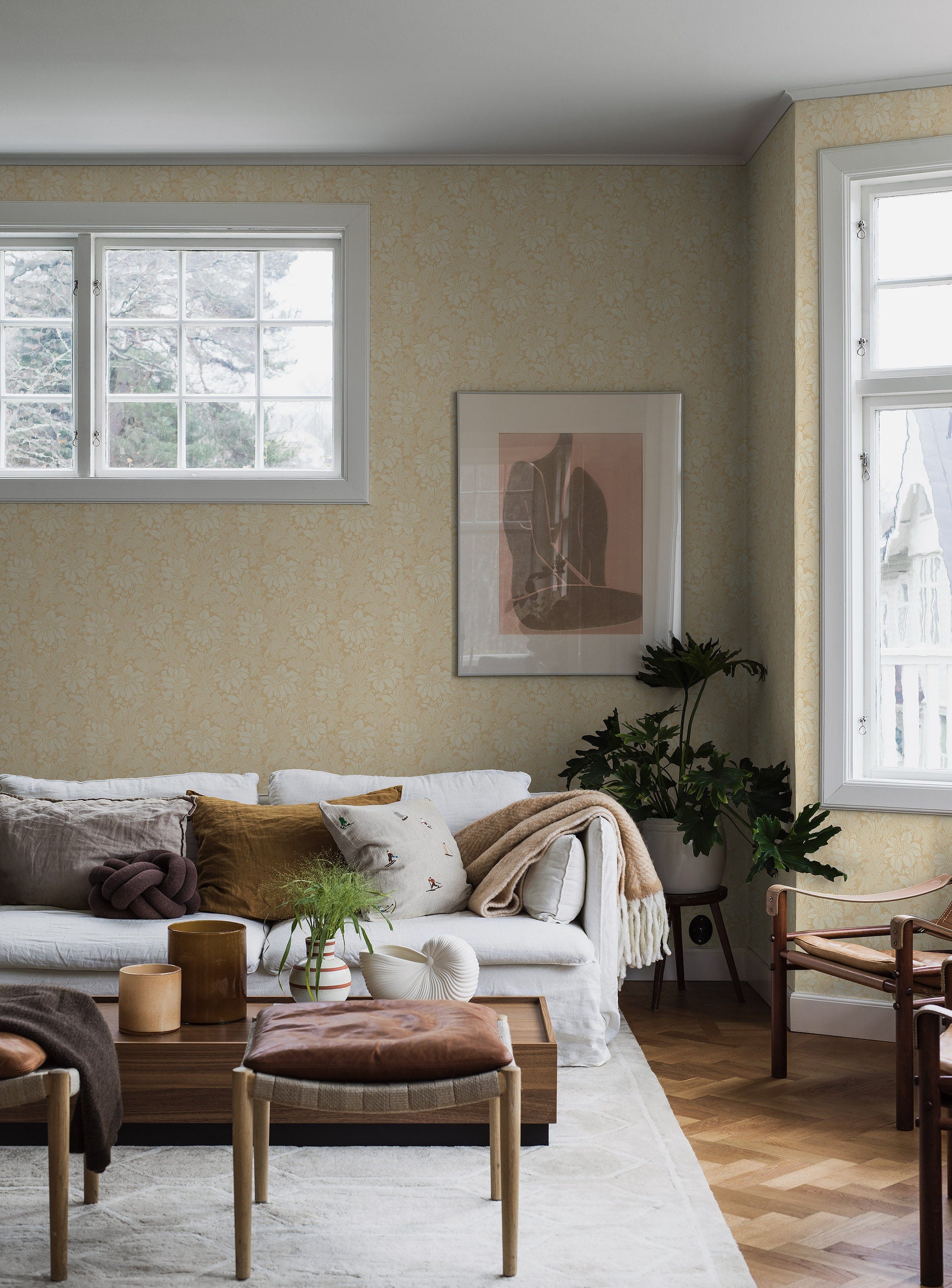 2012_Acanthus_Roomshot_Livingroom.jpg