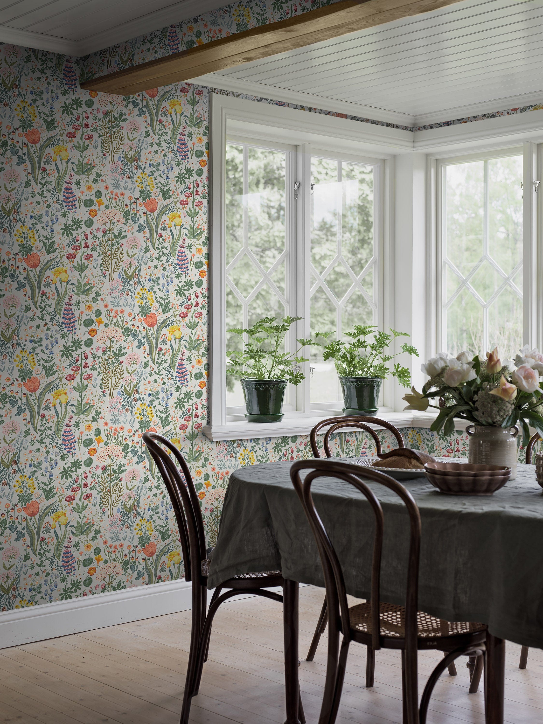 2053_Blomsterhav-2_Roomshot_Diningroom.jpg