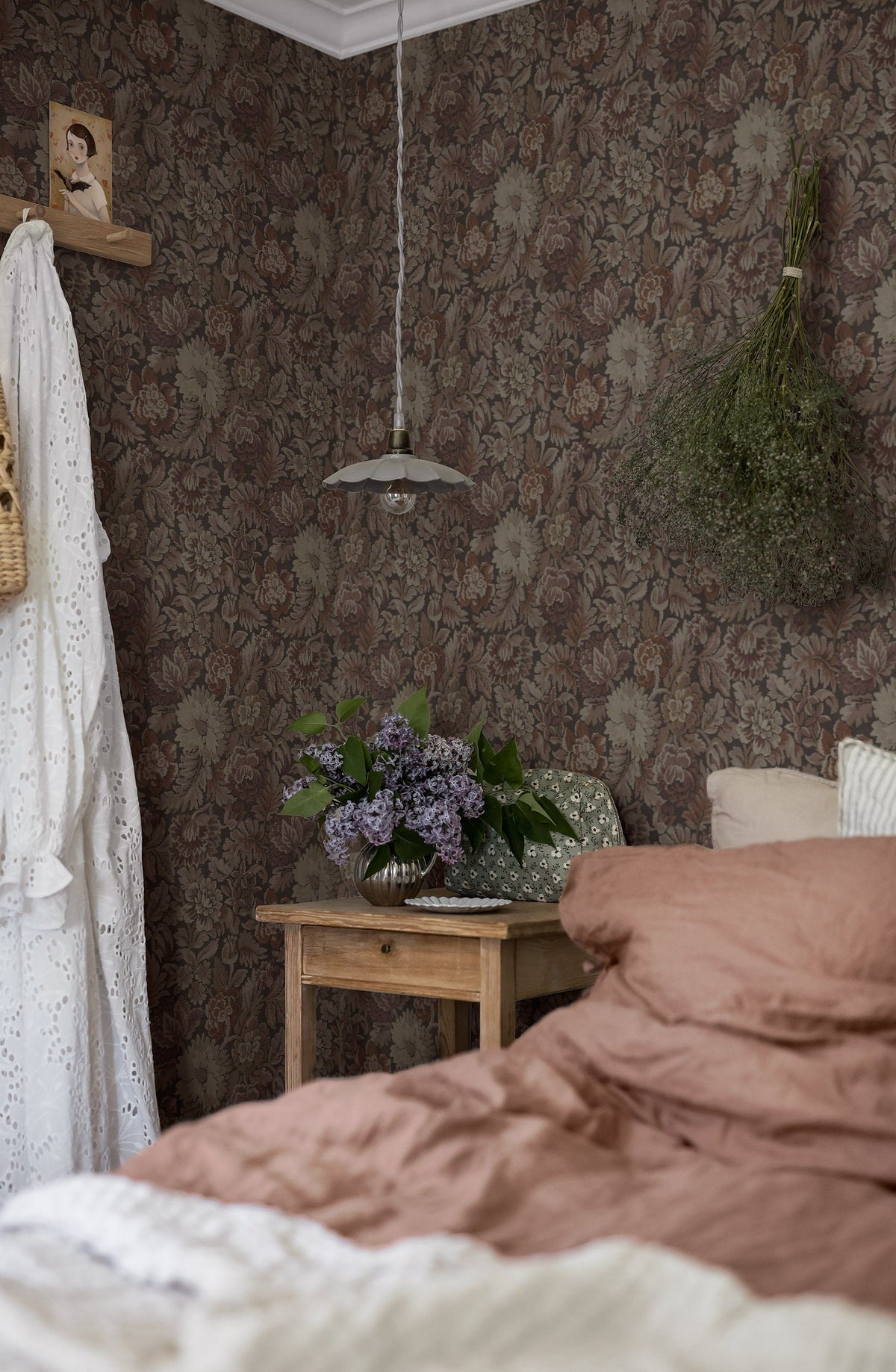 3563_NightingaleGarden_Roomshot_Bedroom.jpg