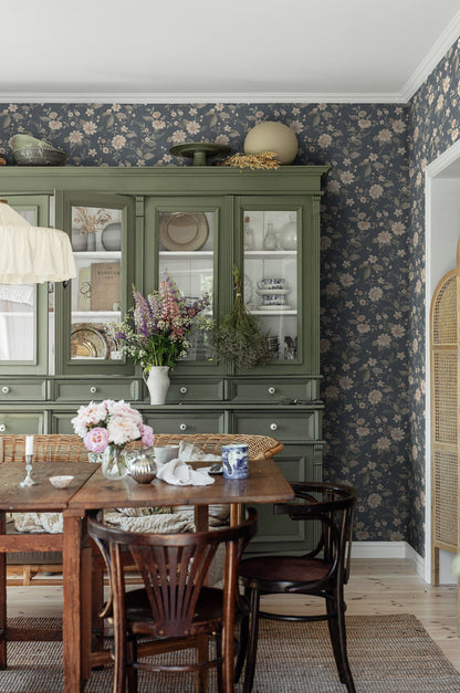 3573_LaurasCottage_Roomshot_DiningArea.jpg