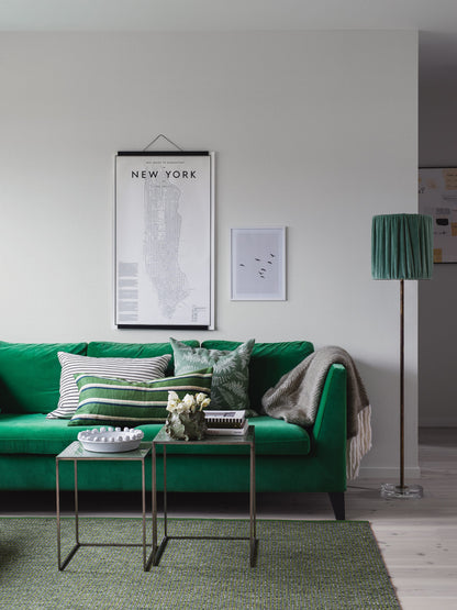 38632_Borosan_Roomshot_Livingroom.jpg