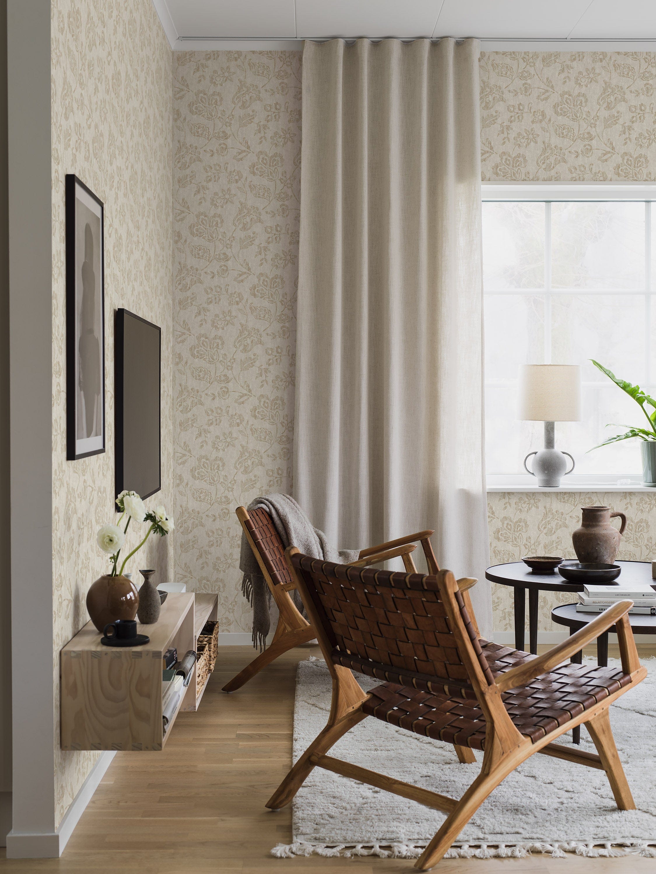 38740_Cornelia-2_Roomshot_Livingroom.jpg
