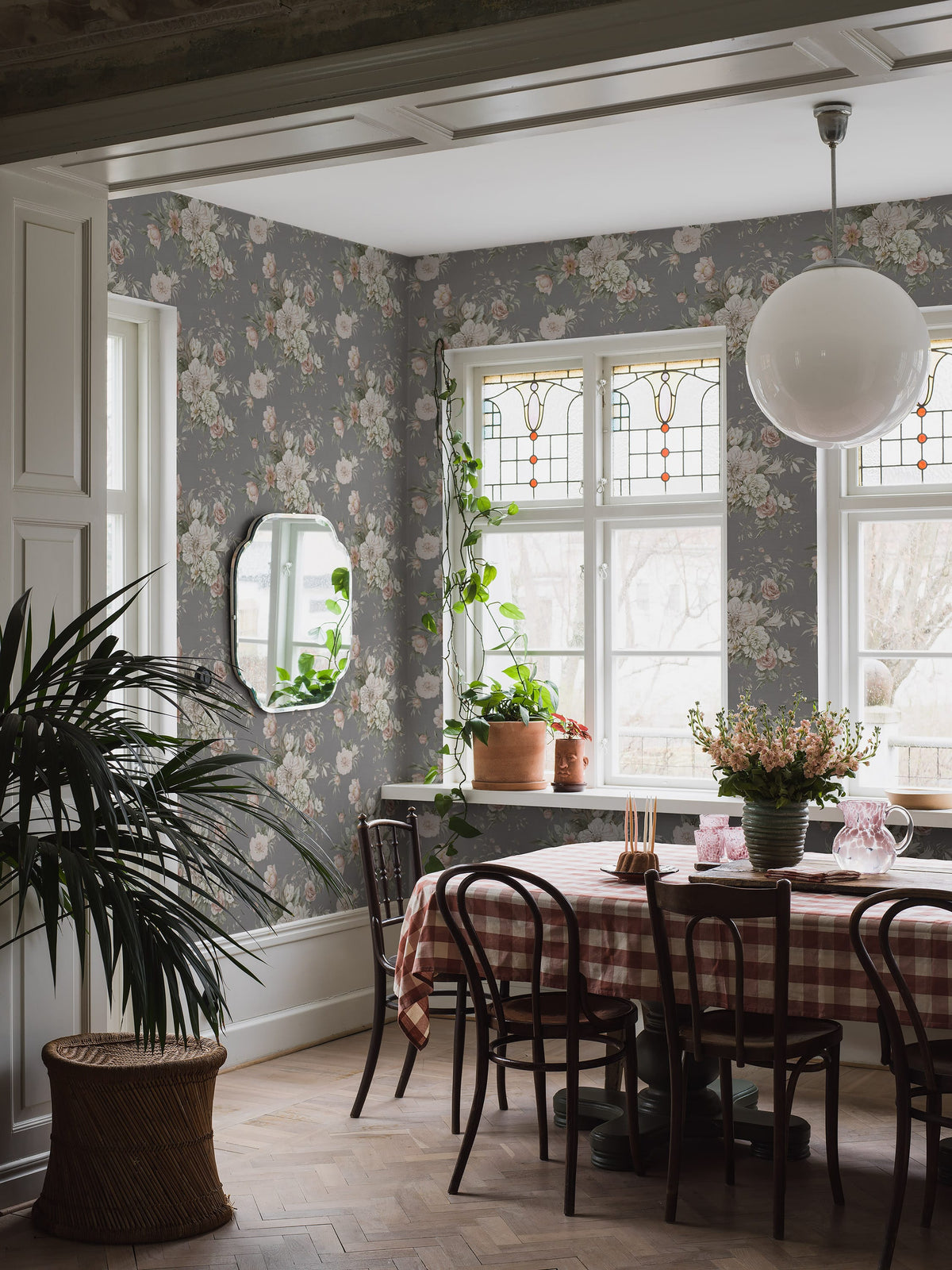 4254_FloralCharm_Roomshot_1.jpg