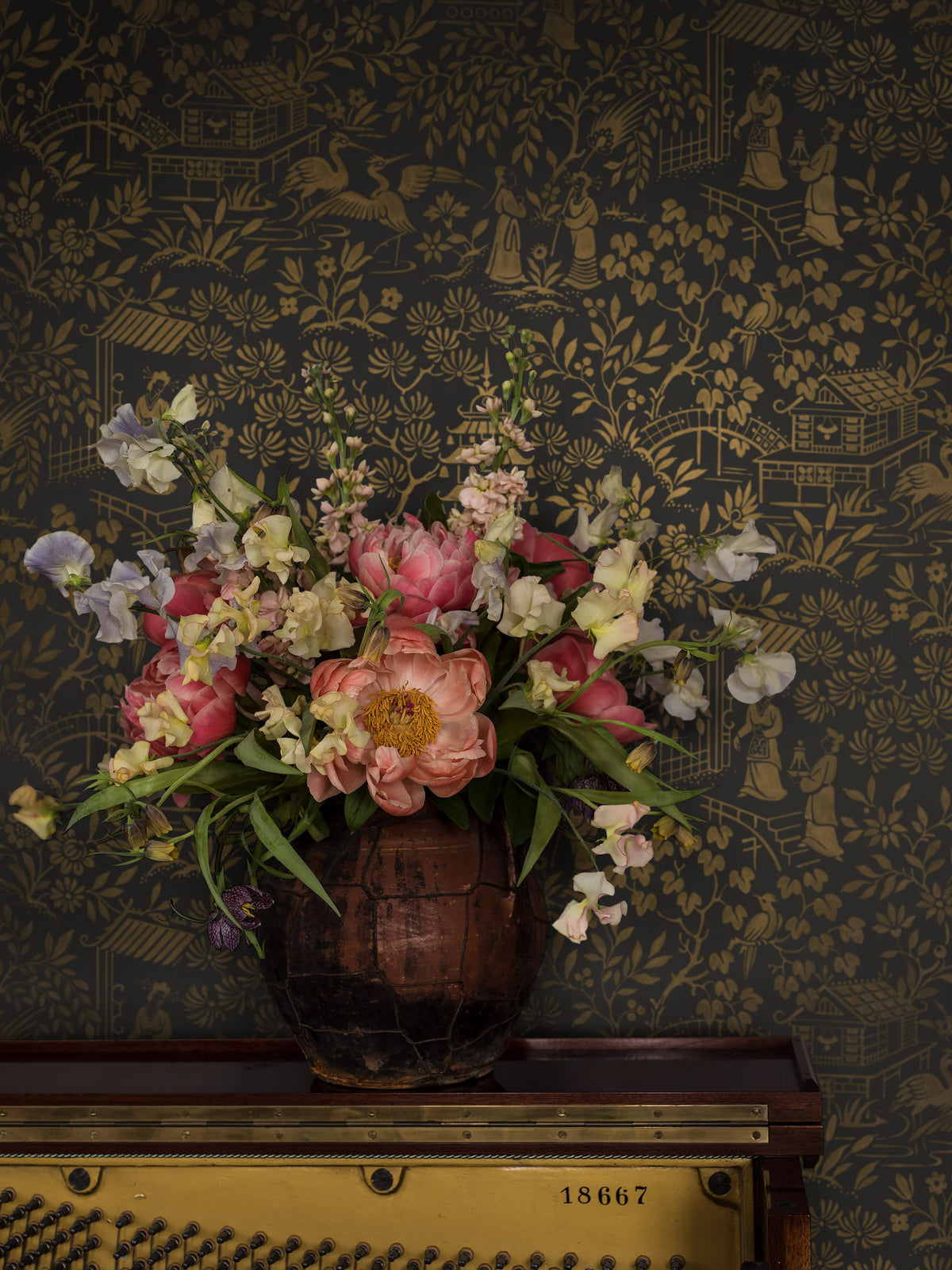 4272_OrientalGarden_Roomshot_2.jpg