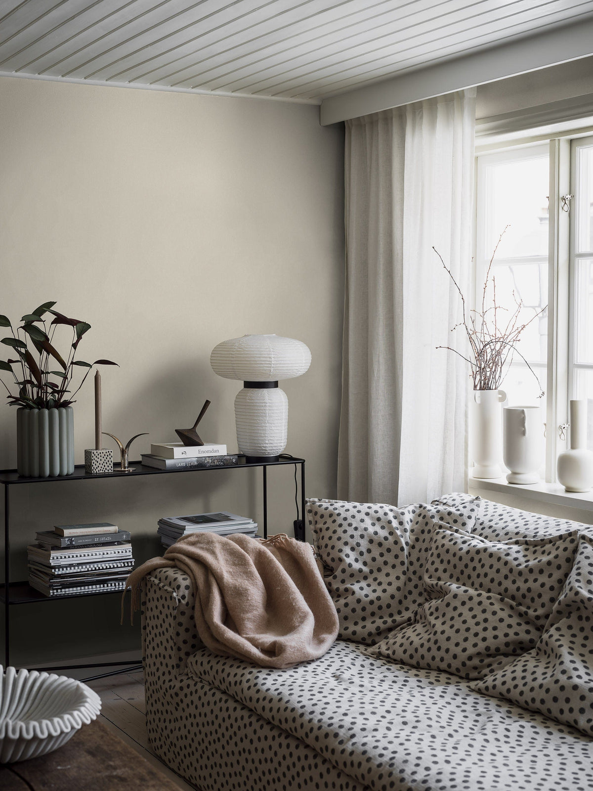 4307_VanillaLinen_Roomshot.jpg