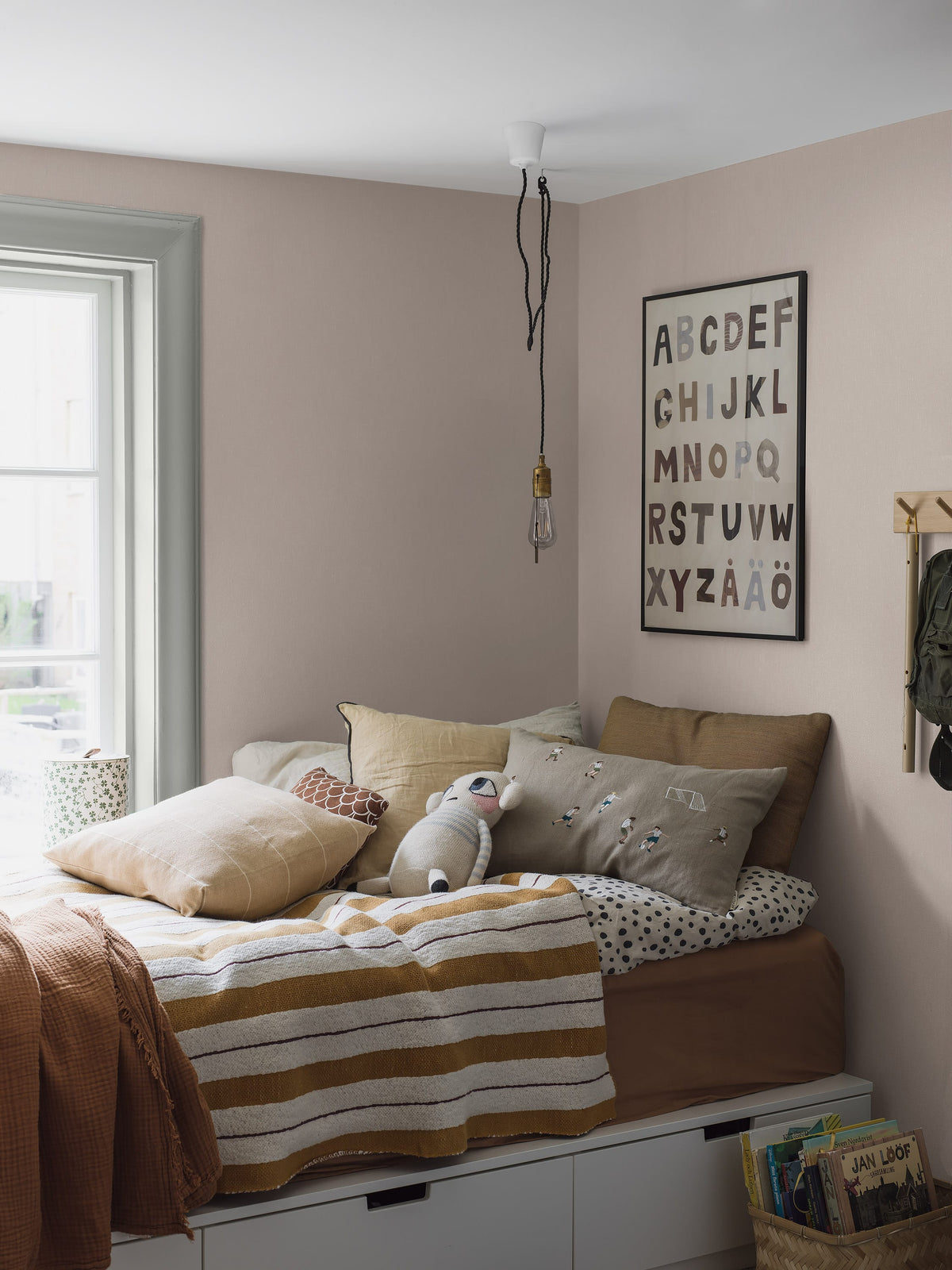 4326_Soft_Blush_Roomshot_Bedroom.jpg