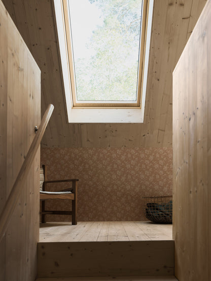 4726_HipRose-2_Roomshot.jpg