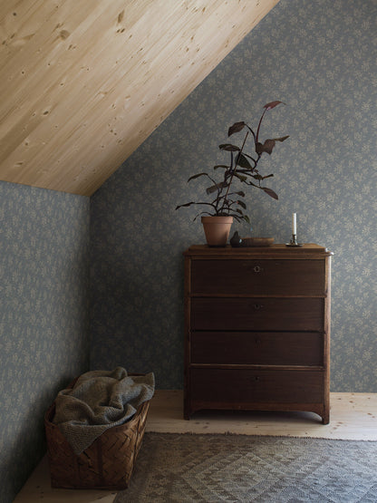4728_HipRose_Roomshot_Bedroom.jpg
