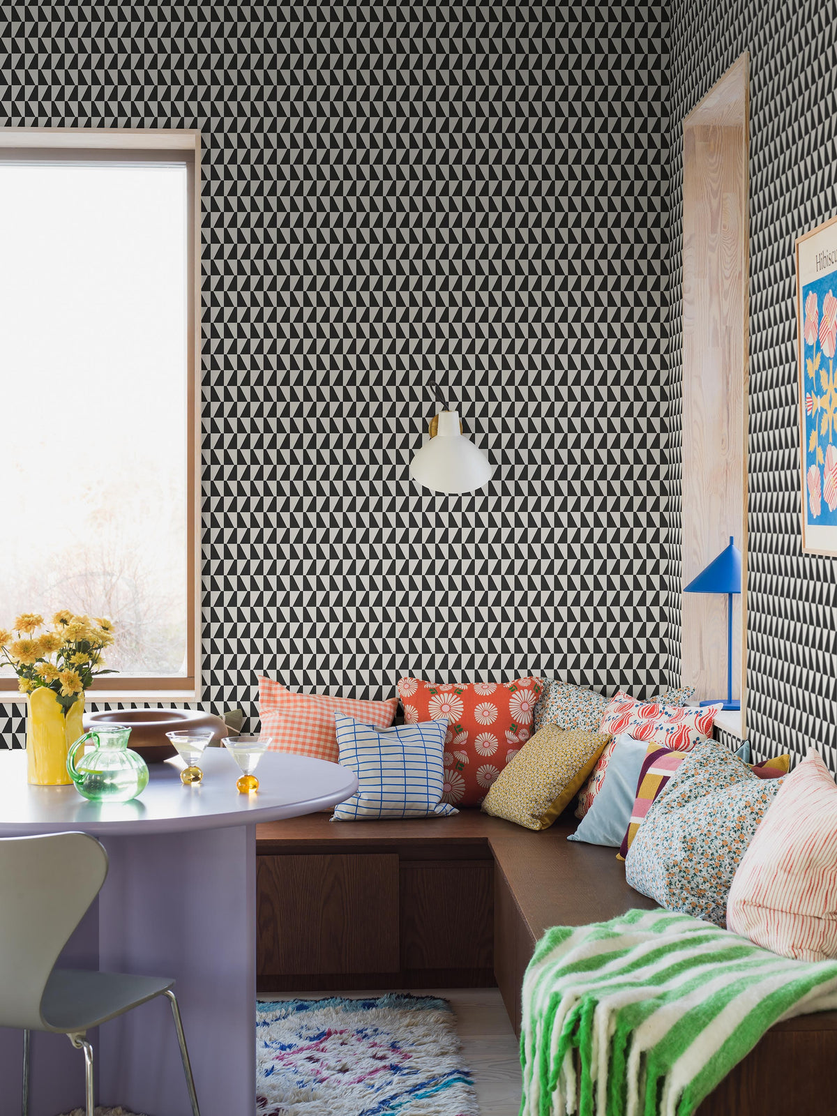 4736_Trapez_Roomshot_1.jpg