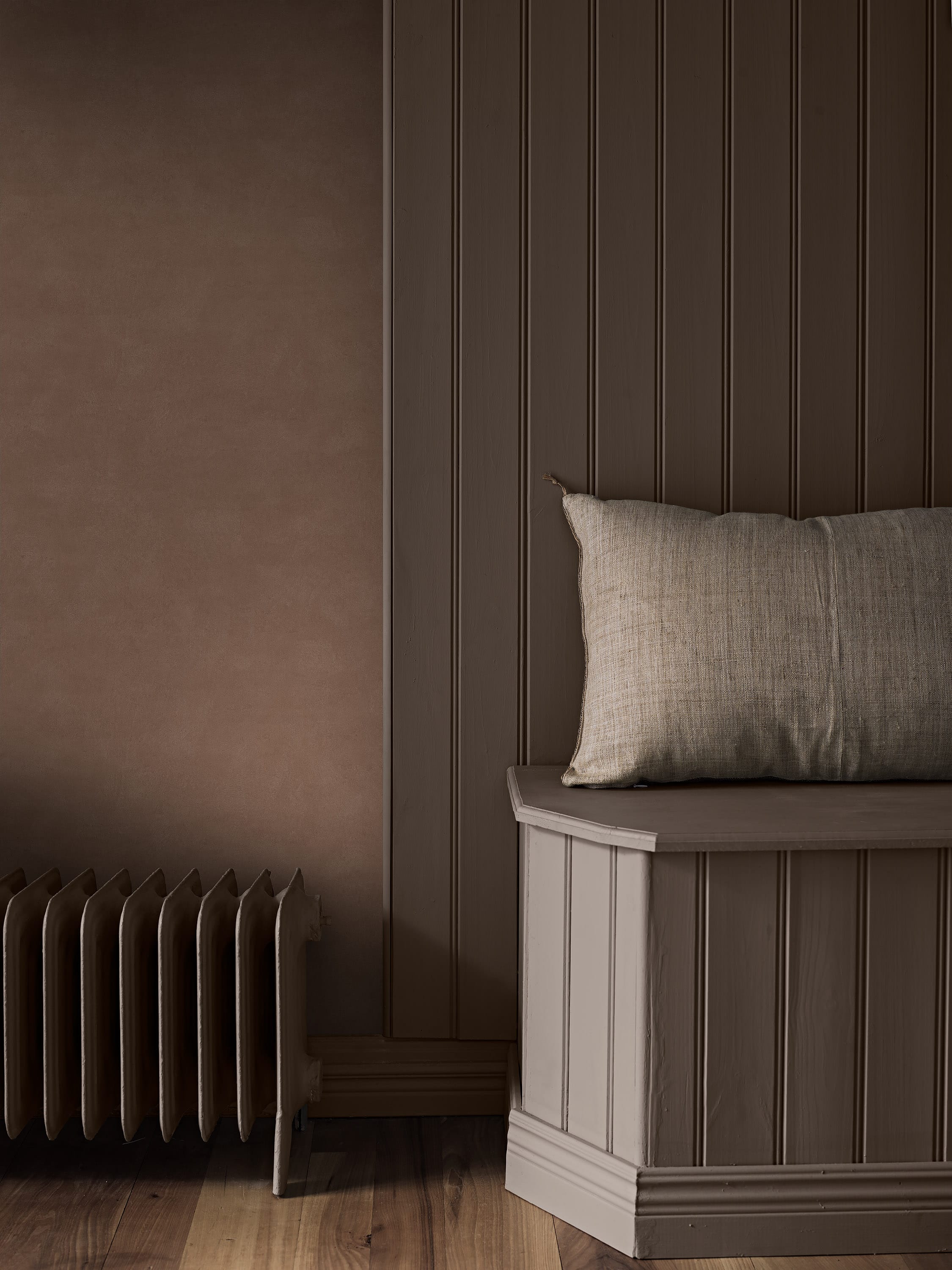 5065_ShadesCarnelian3_Roomshot.jpg